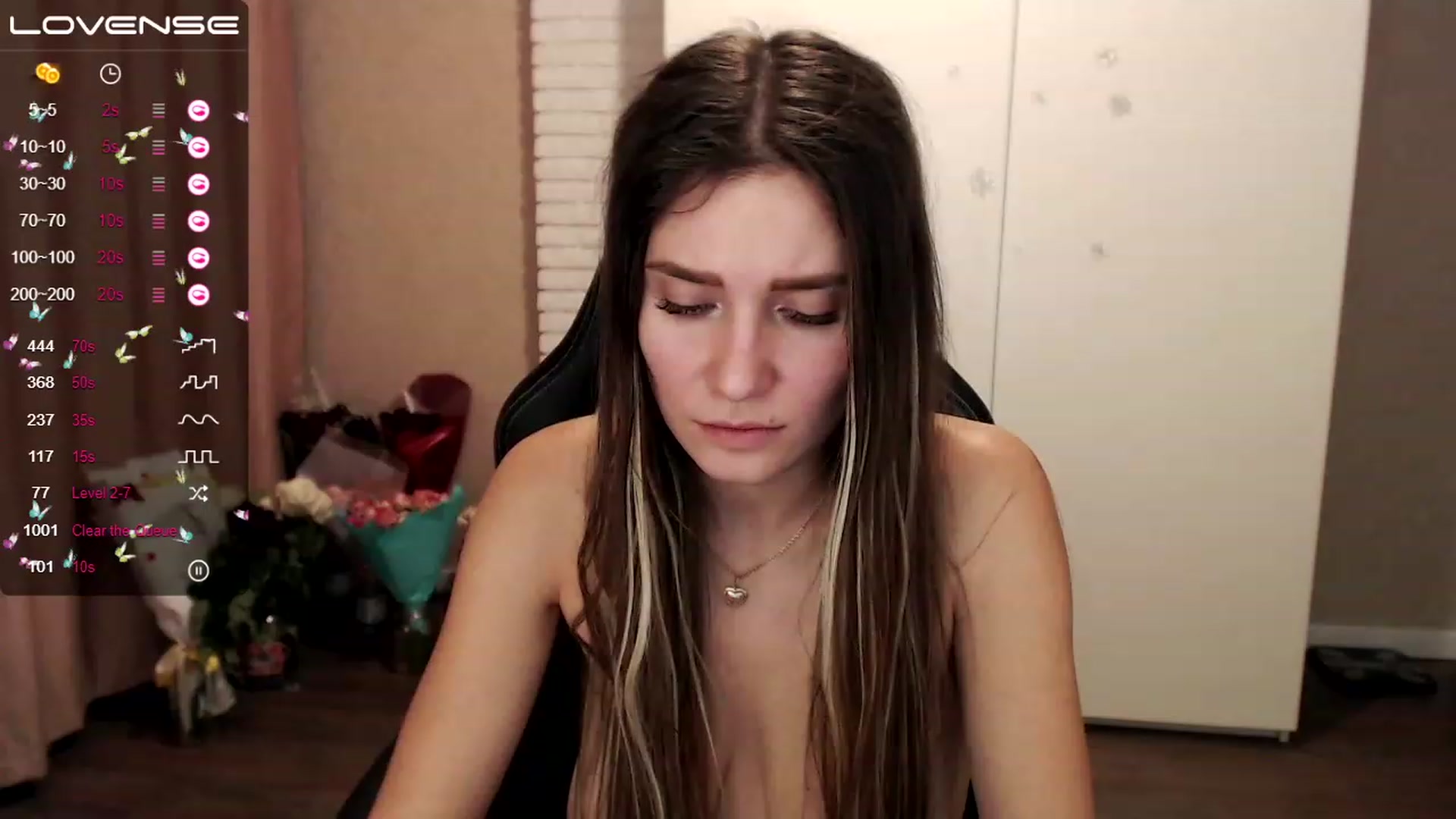Gallery image thumbnail from HollyMollyy's myfreecams stream on, 02/12/2023, 16:48 image 3 of 20