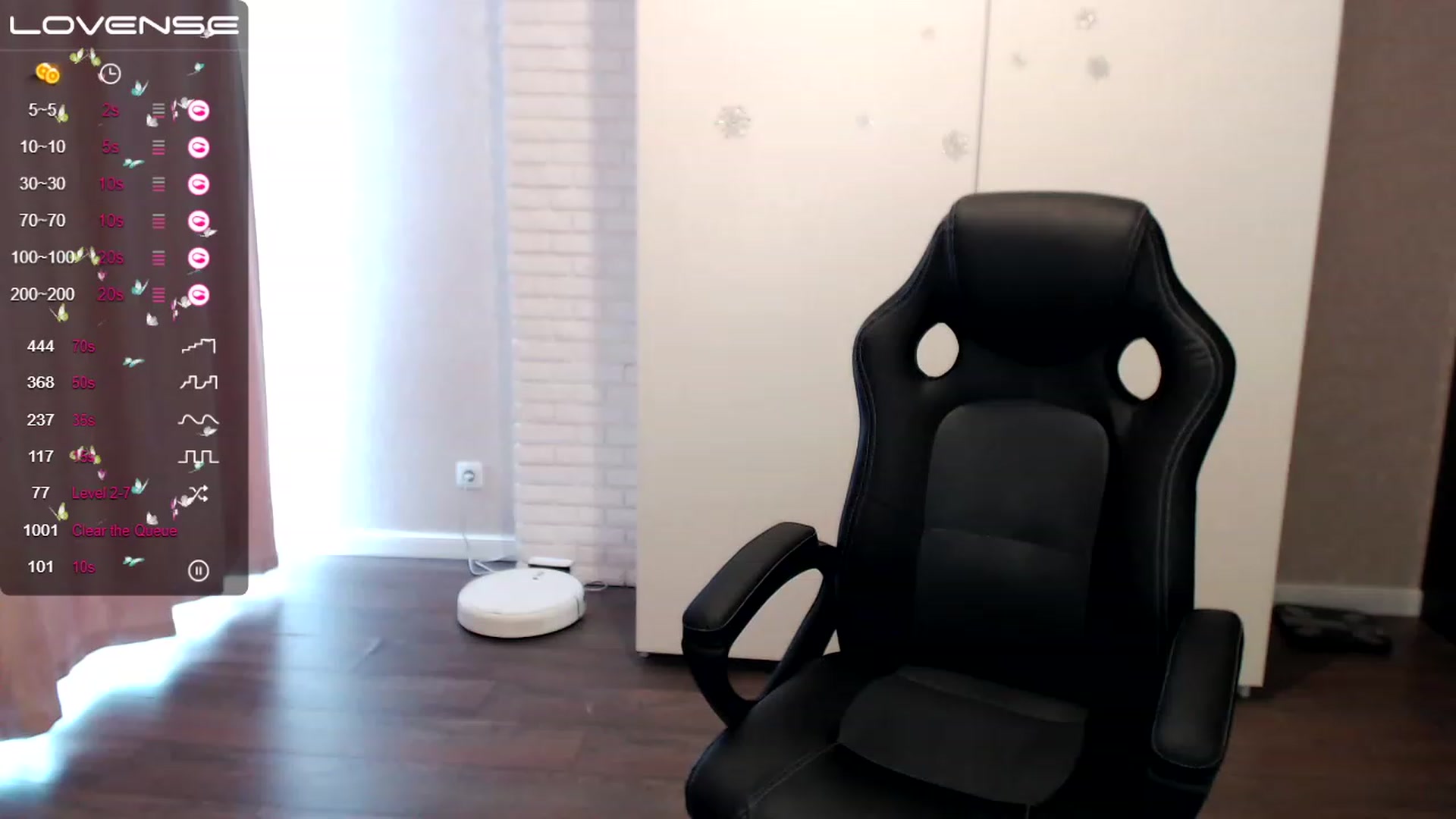 Gallery image thumbnail from HollyMollyy's myfreecams stream on, 02/14/2023, 12:46 image 19 of 20