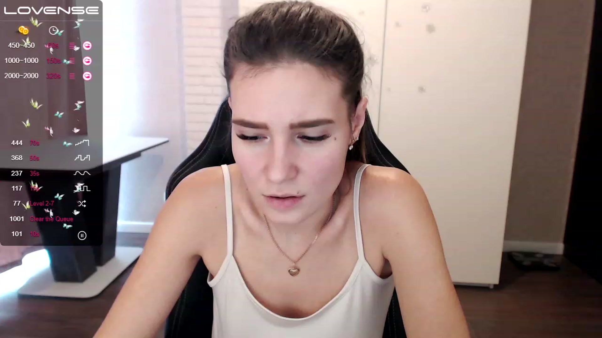 Gallery image thumbnail from HollyMollyy's myfreecams stream on, 02/22/2023, 12:36 image 18 of 20
