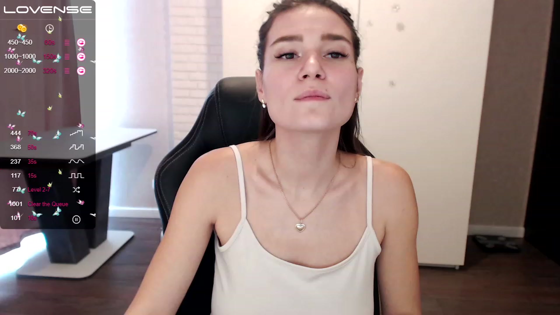 Gallery image thumbnail from HollyMollyy's myfreecams stream on, 02/22/2023, 12:36 image 17 of 20