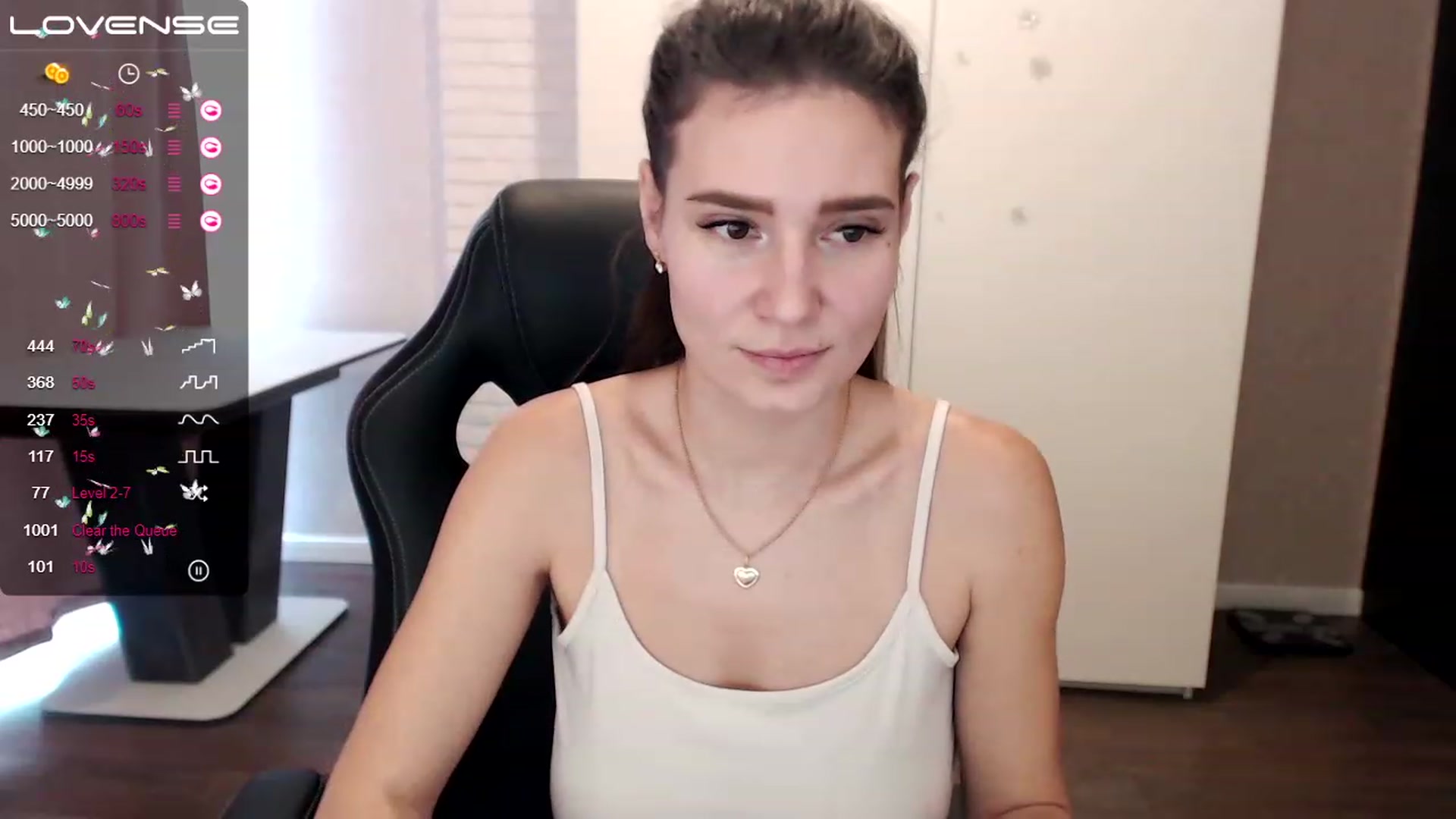 Gallery image thumbnail from HollyMollyy's myfreecams stream on, 02/22/2023, 13:02 image 17 of 20