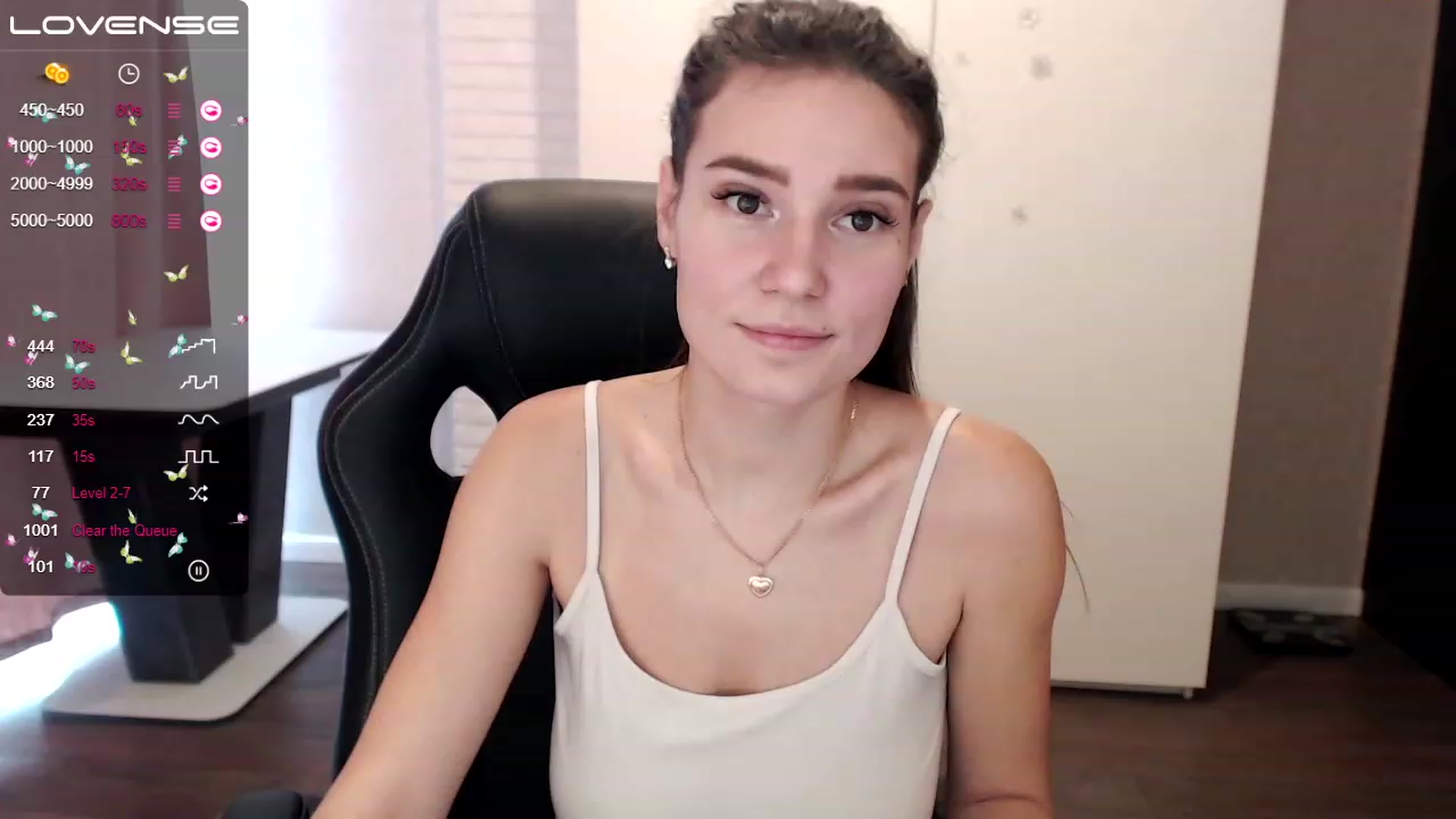 Gallery image thumbnail from HollyMollyy's myfreecams stream on, 02/22/2023, 13:02 image 8 of 20