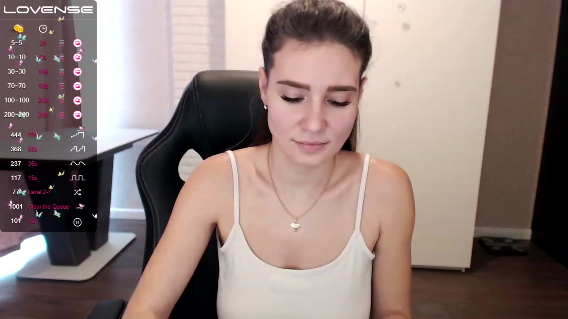 Gallery image thumbnail from HollyMollyy's myfreecams stream on, 02/22/2023, 13:02 image 18 of 20