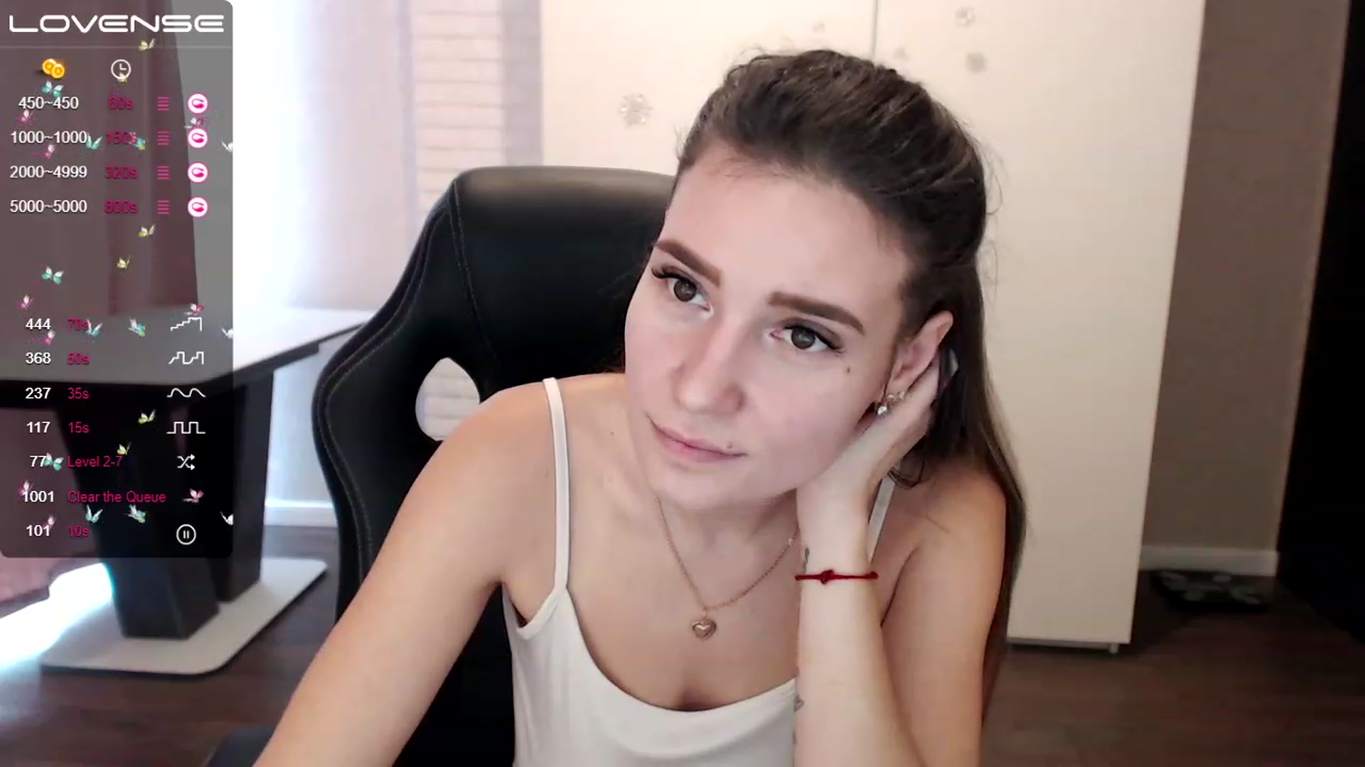 Gallery image thumbnail from HollyMollyy's myfreecams stream on, 02/22/2023, 13:02 image 15 of 20