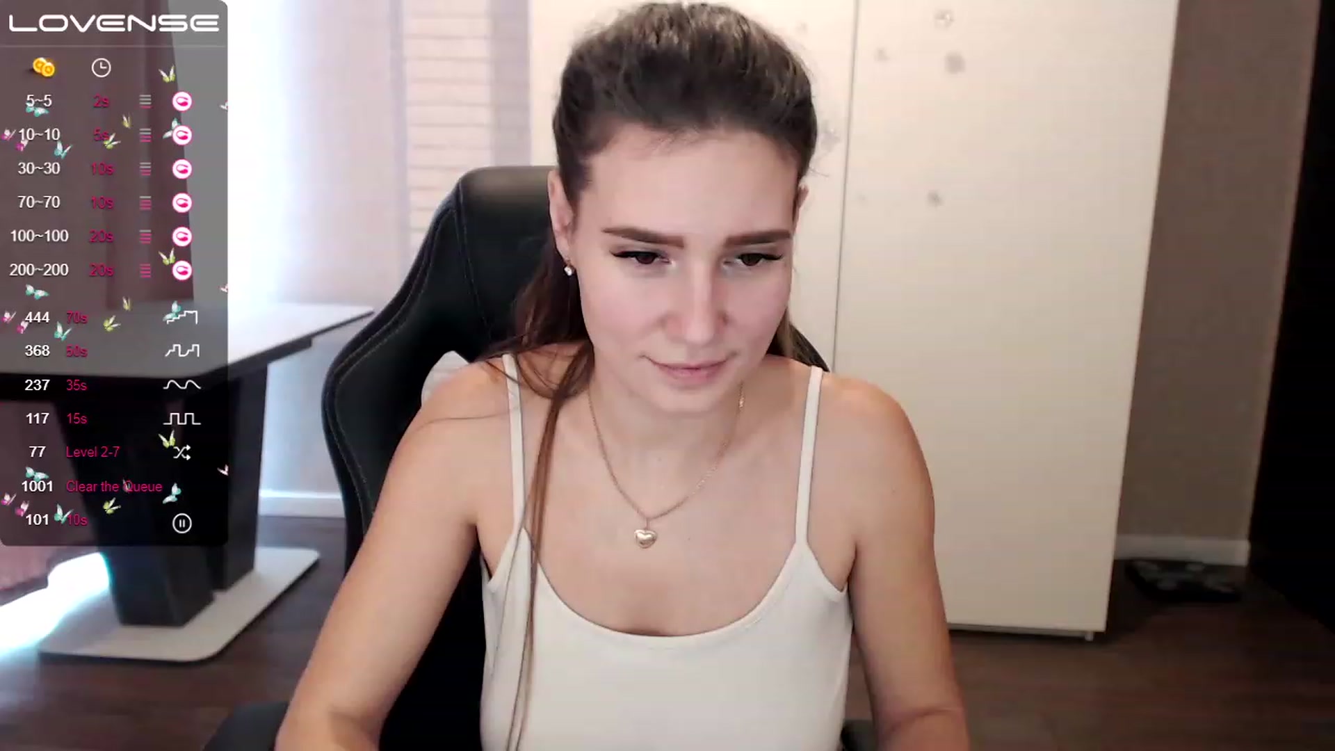 Gallery image thumbnail from HollyMollyy's myfreecams stream on, 02/22/2023, 13:27 image 1 of 20