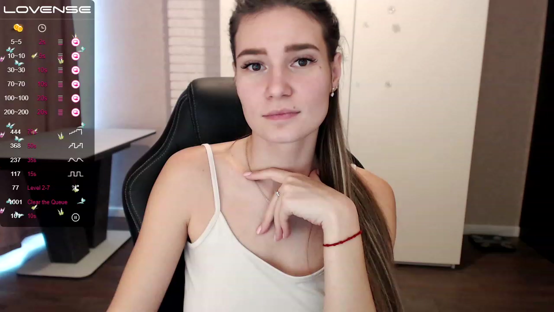 Gallery image thumbnail from HollyMollyy's myfreecams stream on, 02/22/2023, 14:06 image 6 of 20