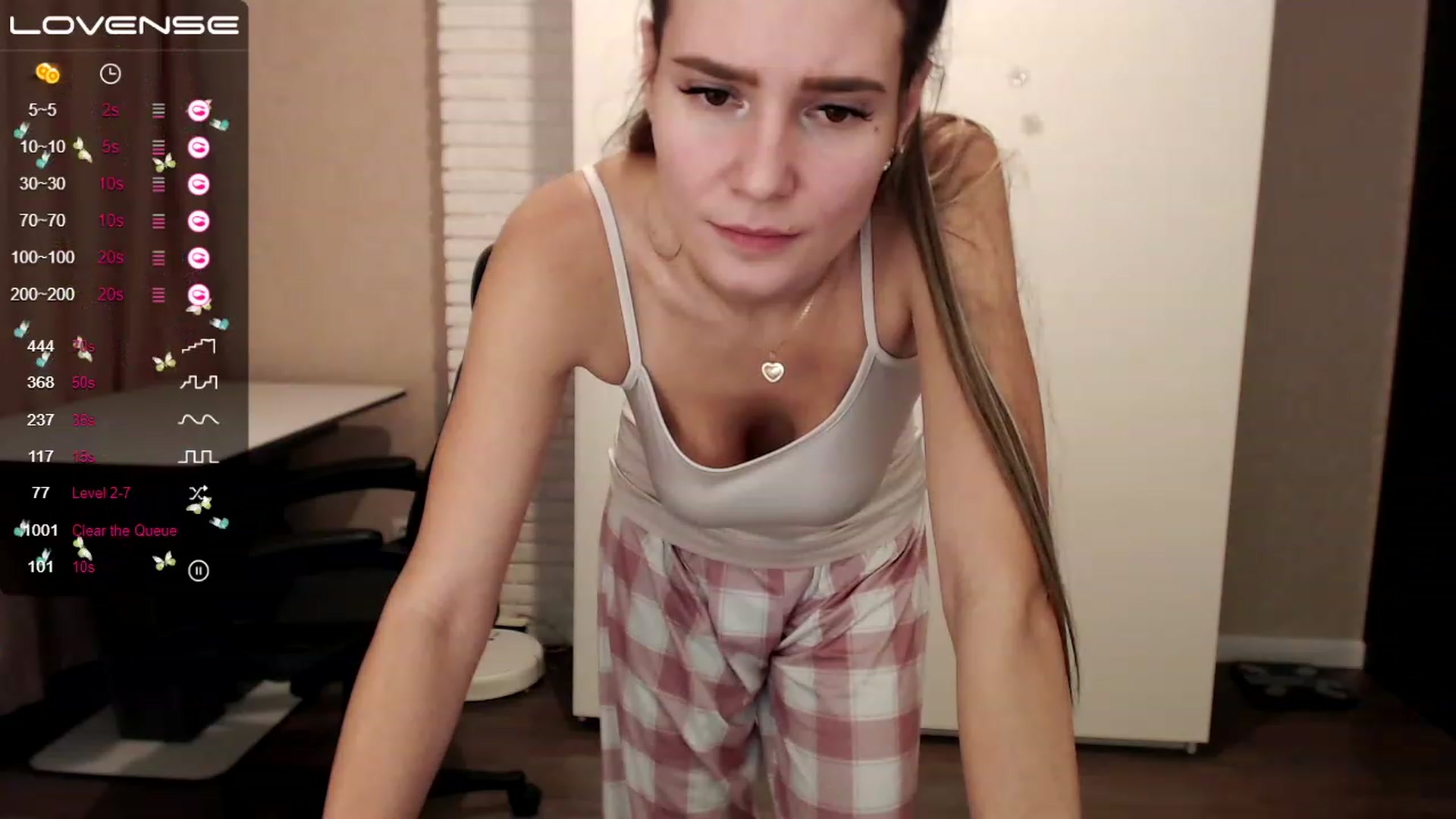 Gallery image thumbnail from HollyMollyy's myfreecams stream on, 02/22/2023, 16:53 image 17 of 20