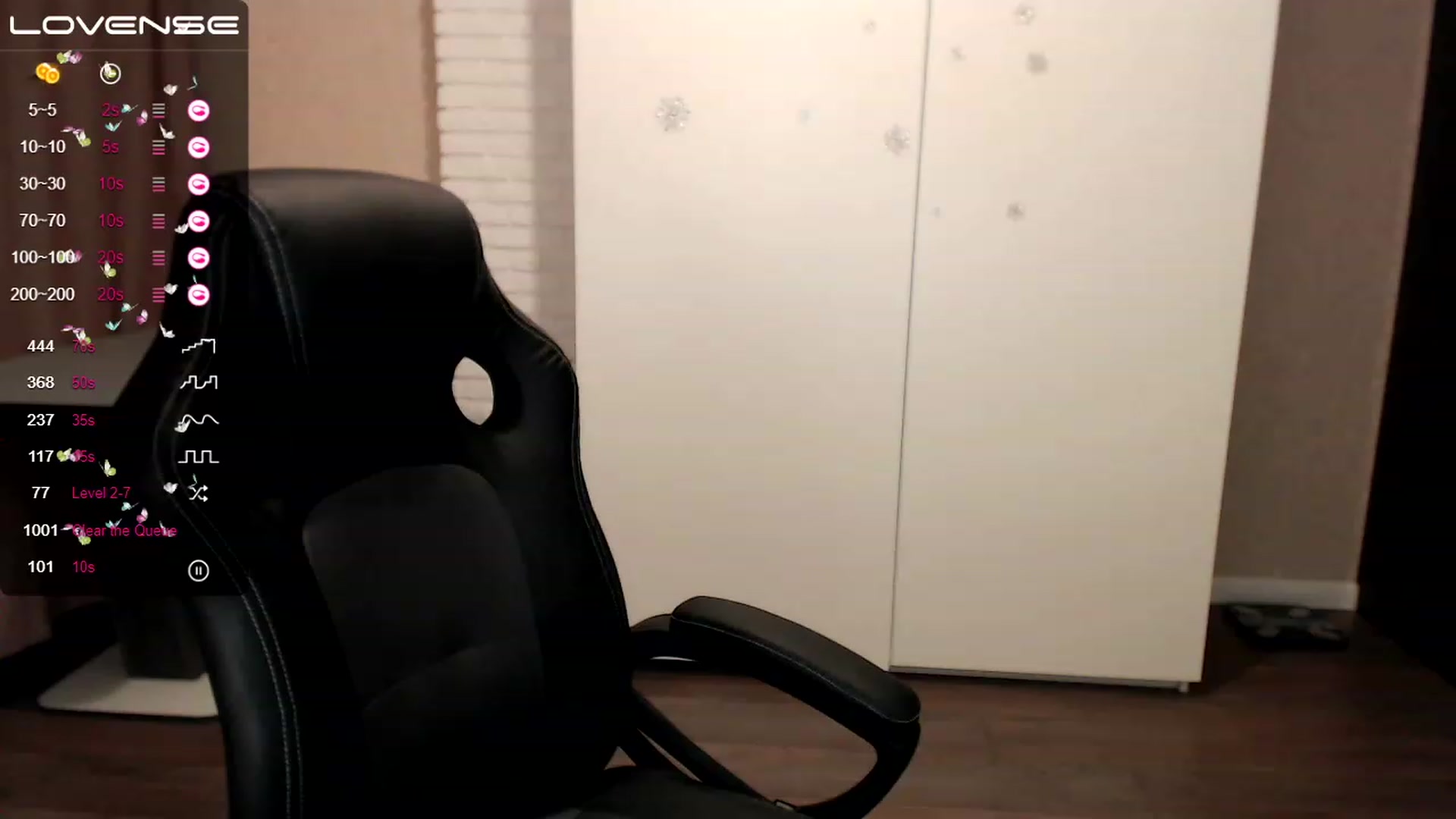 Gallery image thumbnail from HollyMollyy's myfreecams stream on, 02/22/2023, 16:53 image 5 of 20