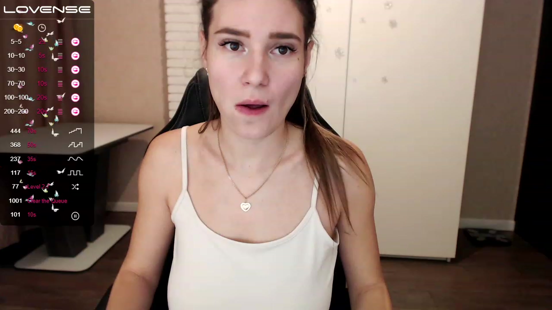 Gallery image thumbnail from HollyMollyy's myfreecams stream on, 02/22/2023, 16:53 image 10 of 20