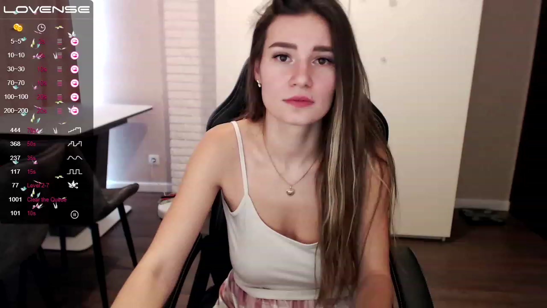 Gallery image thumbnail from HollyMollyy's myfreecams stream on, 02/23/2023, 04:58 image 8 of 20
