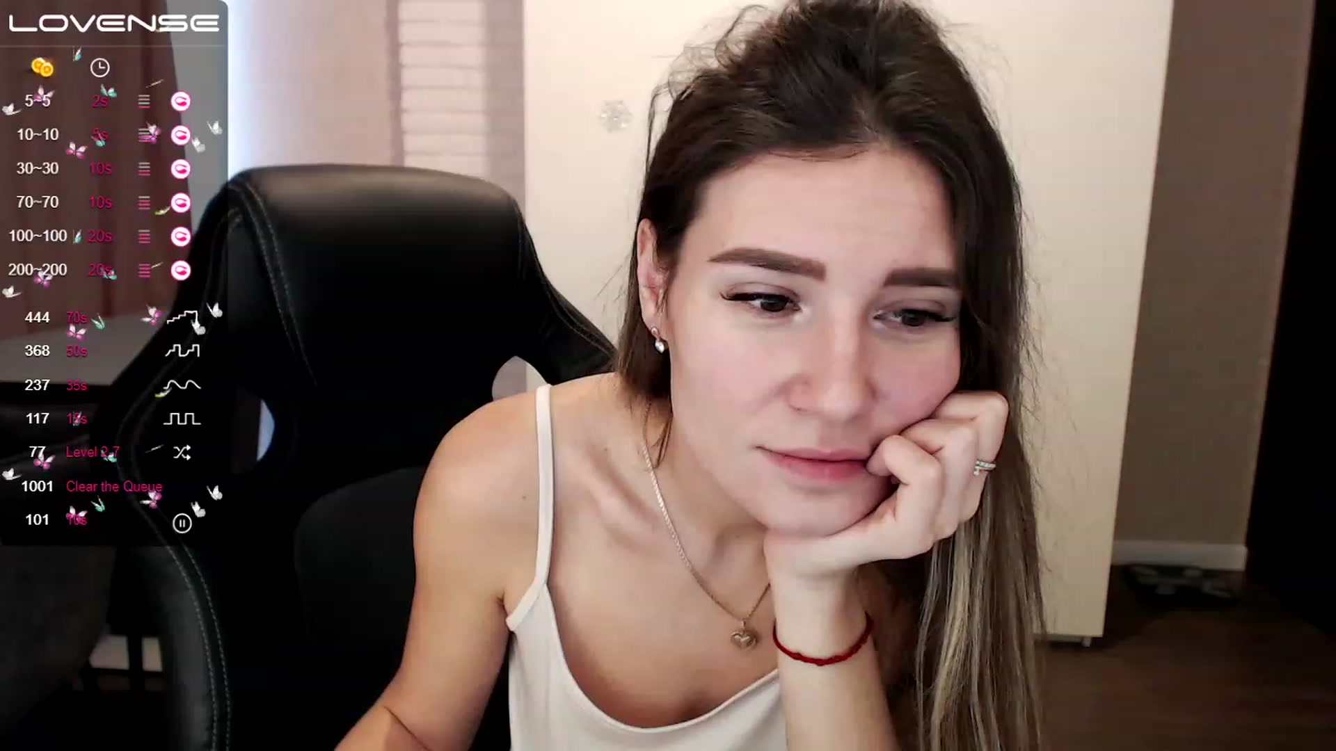 Gallery image thumbnail from HollyMollyy's myfreecams stream on, 02/23/2023, 04:58 image 2 of 20
