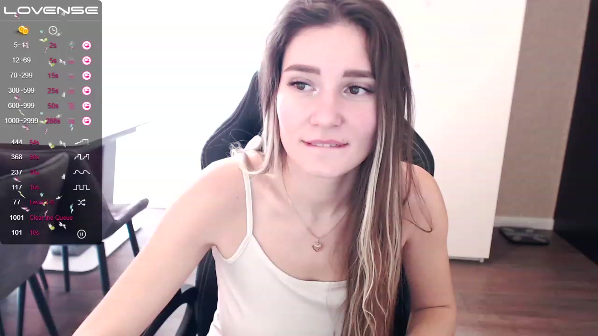 Gallery image thumbnail from HollyMollyy's myfreecams stream on, 02/23/2023, 06:33 image 20 of 20