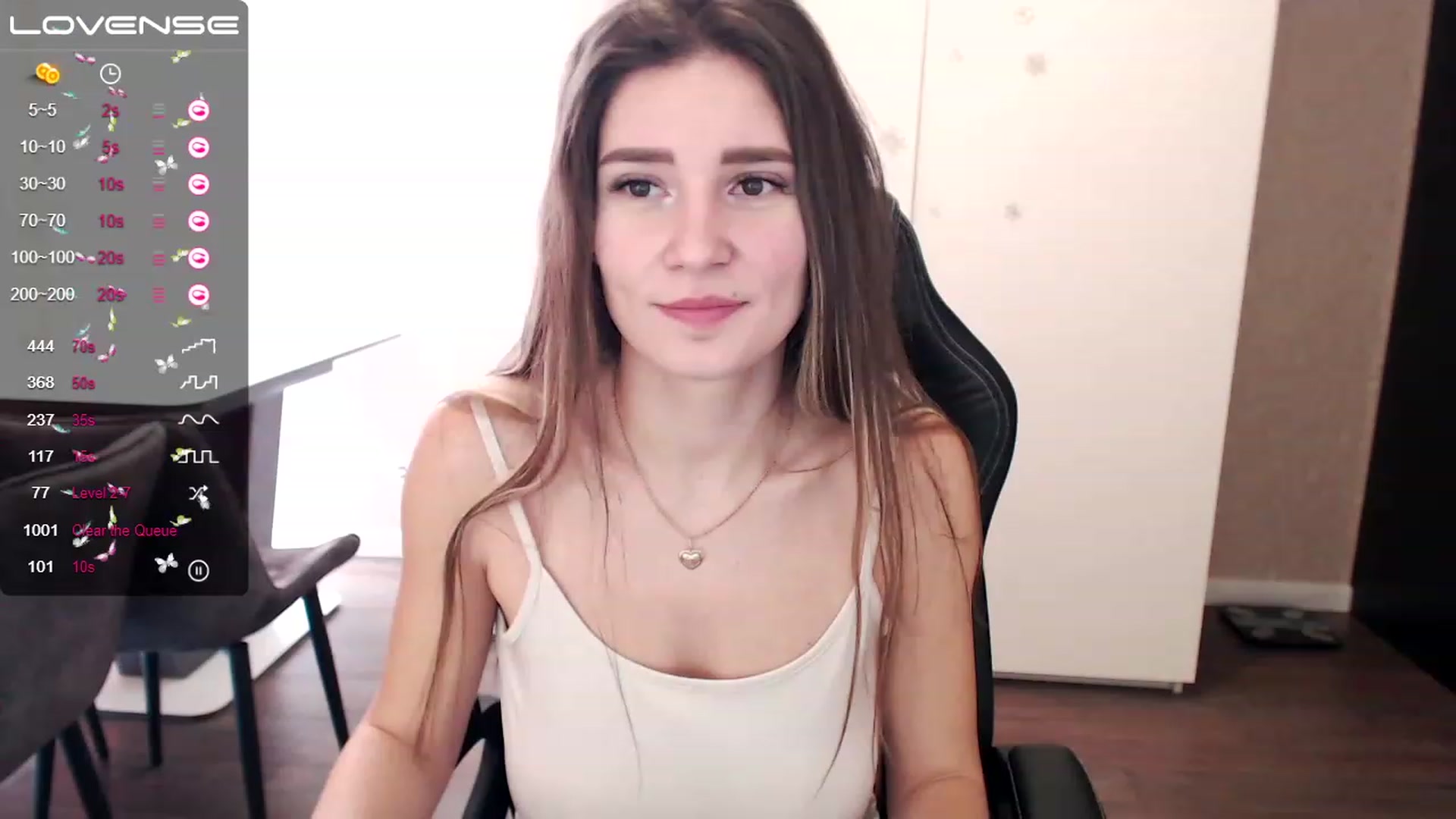 Gallery image thumbnail from HollyMollyy's myfreecams stream on, 02/23/2023, 06:33 image 1 of 20