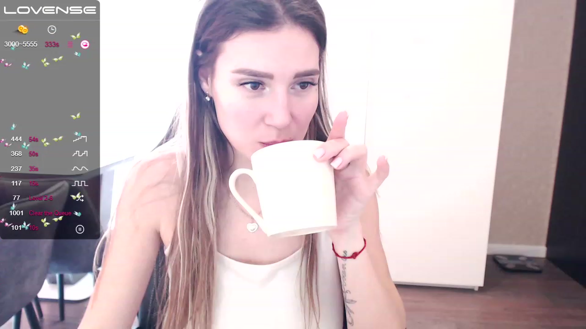 Gallery image thumbnail from HollyMollyy's myfreecams stream on, 02/23/2023, 07:47 image 9 of 20