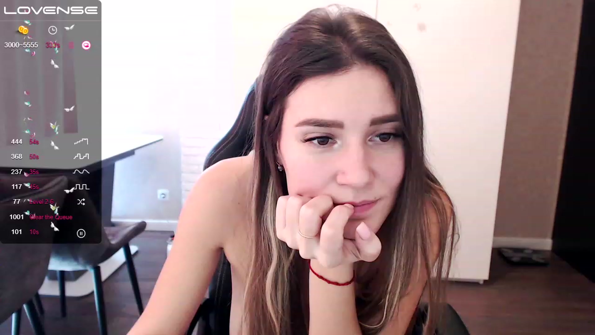 Gallery image thumbnail from HollyMollyy's myfreecams stream on, 02/23/2023, 08:54 image 10 of 20