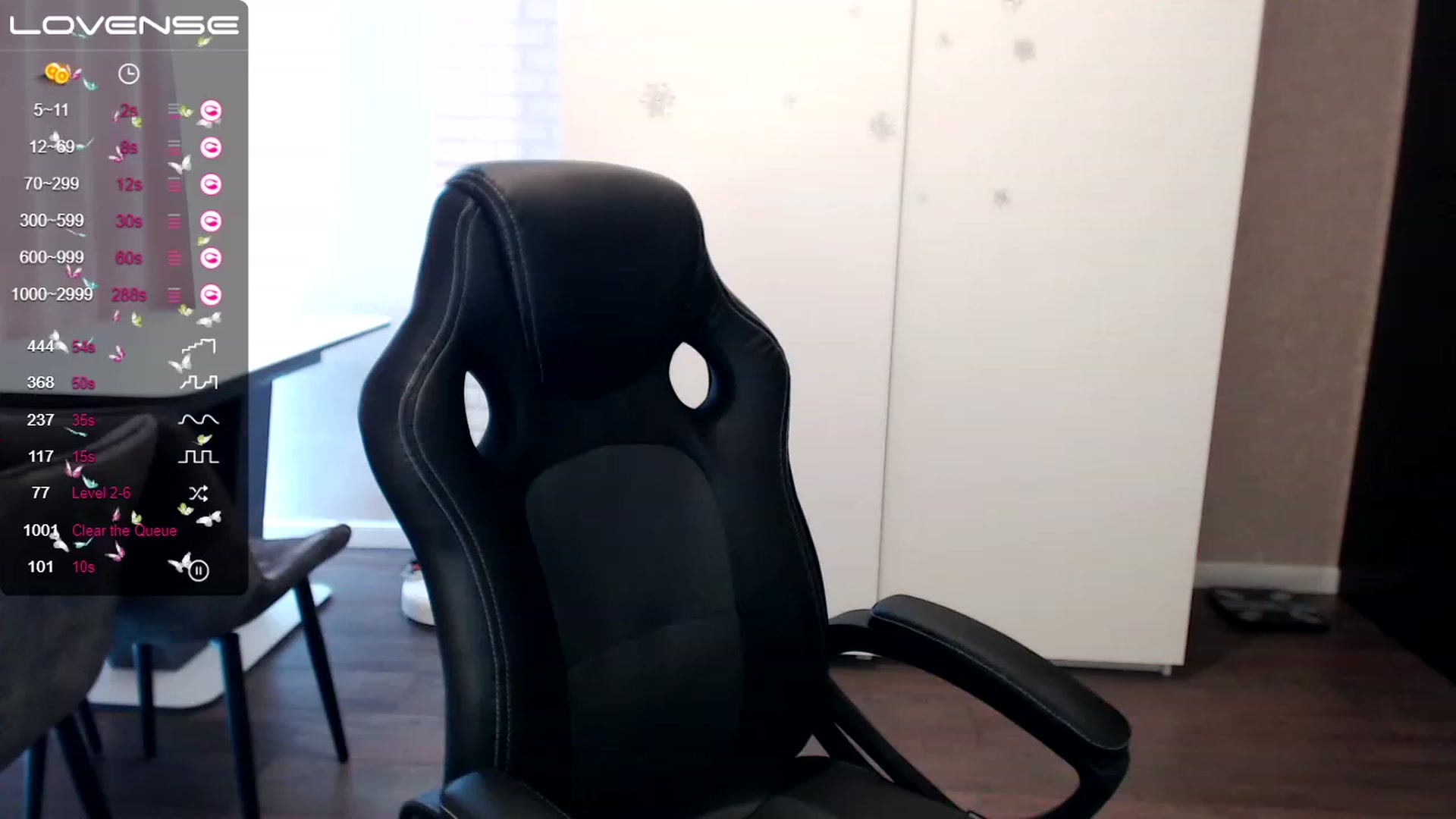 Gallery image thumbnail from HollyMollyy's myfreecams stream on, 02/23/2023, 10:35 image 1 of 20