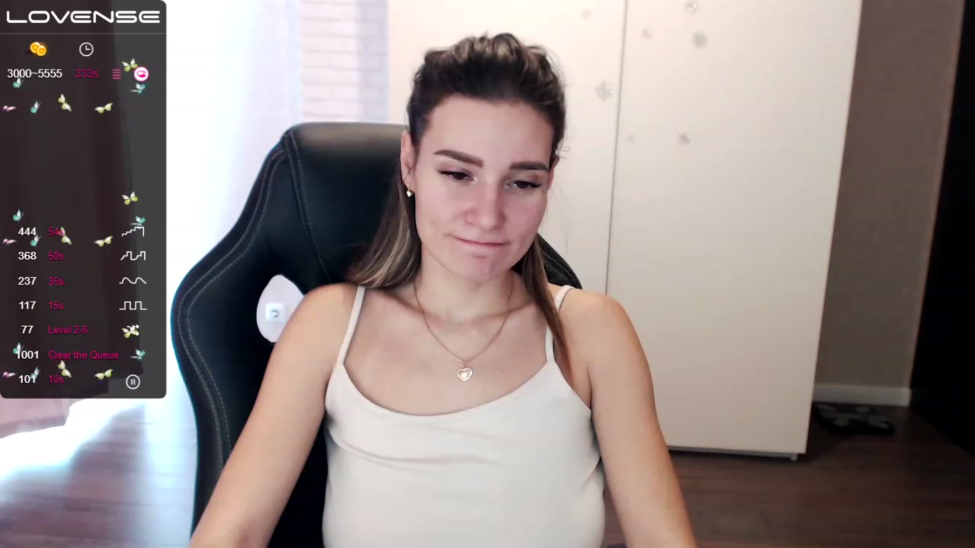 Gallery image thumbnail from HollyMollyy's myfreecams stream on, 02/24/2023, 12:46 image 5 of 20