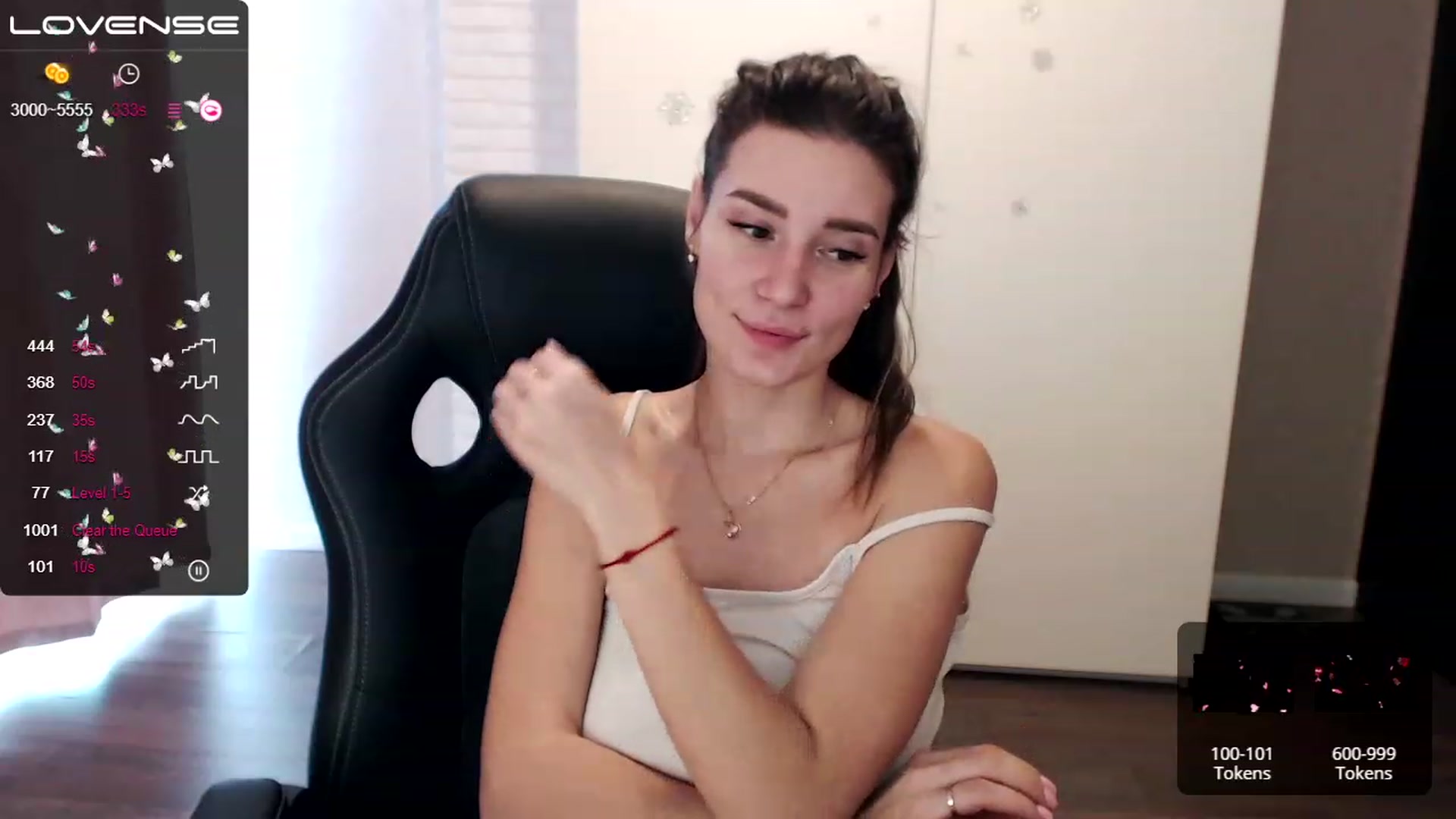 Gallery image thumbnail from HollyMollyy's myfreecams stream on, 02/24/2023, 12:46 image 18 of 20