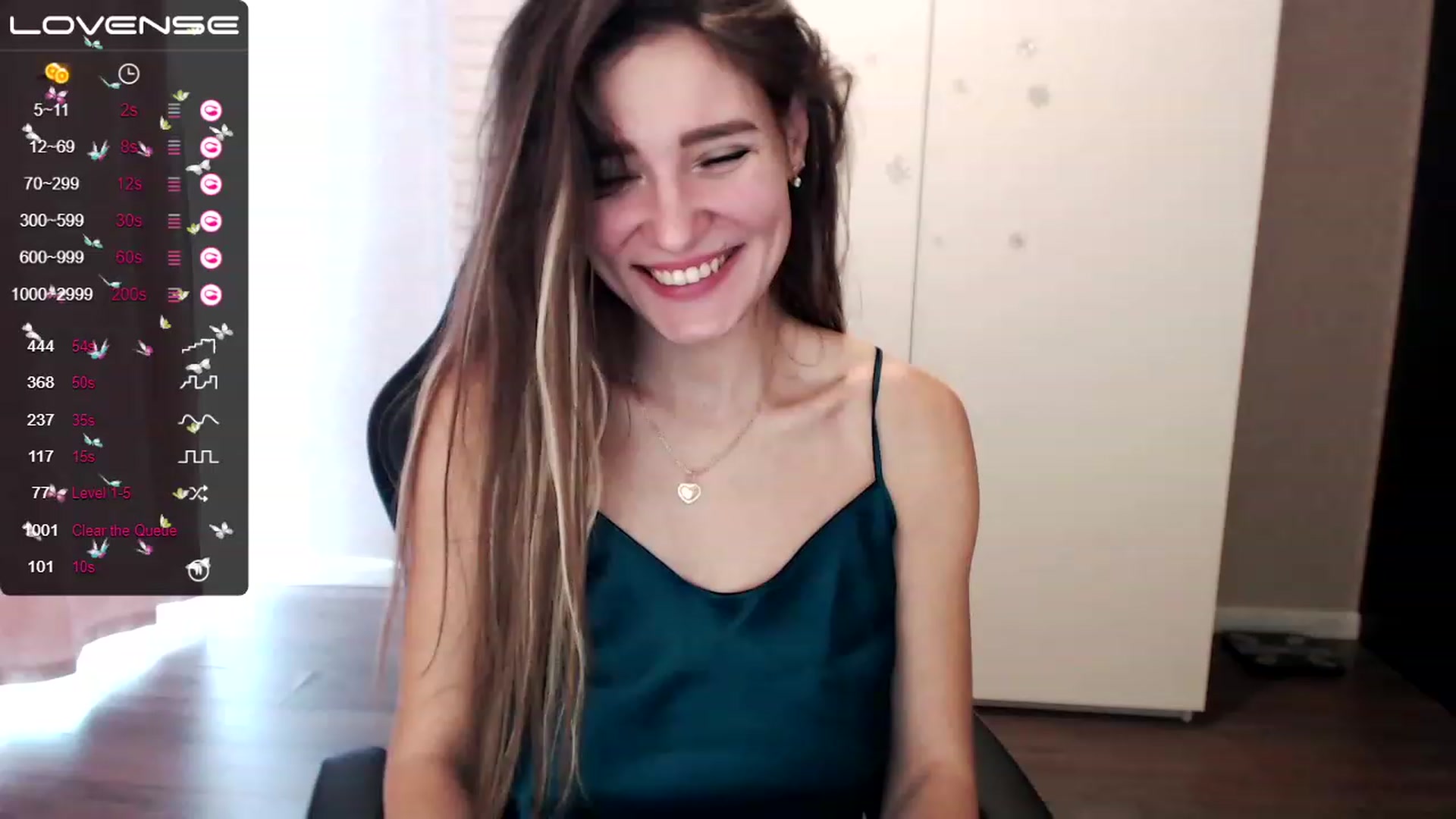 Gallery image thumbnail from HollyMollyy's myfreecams stream on, 02/27/2023, 11:25 image 2 of 20