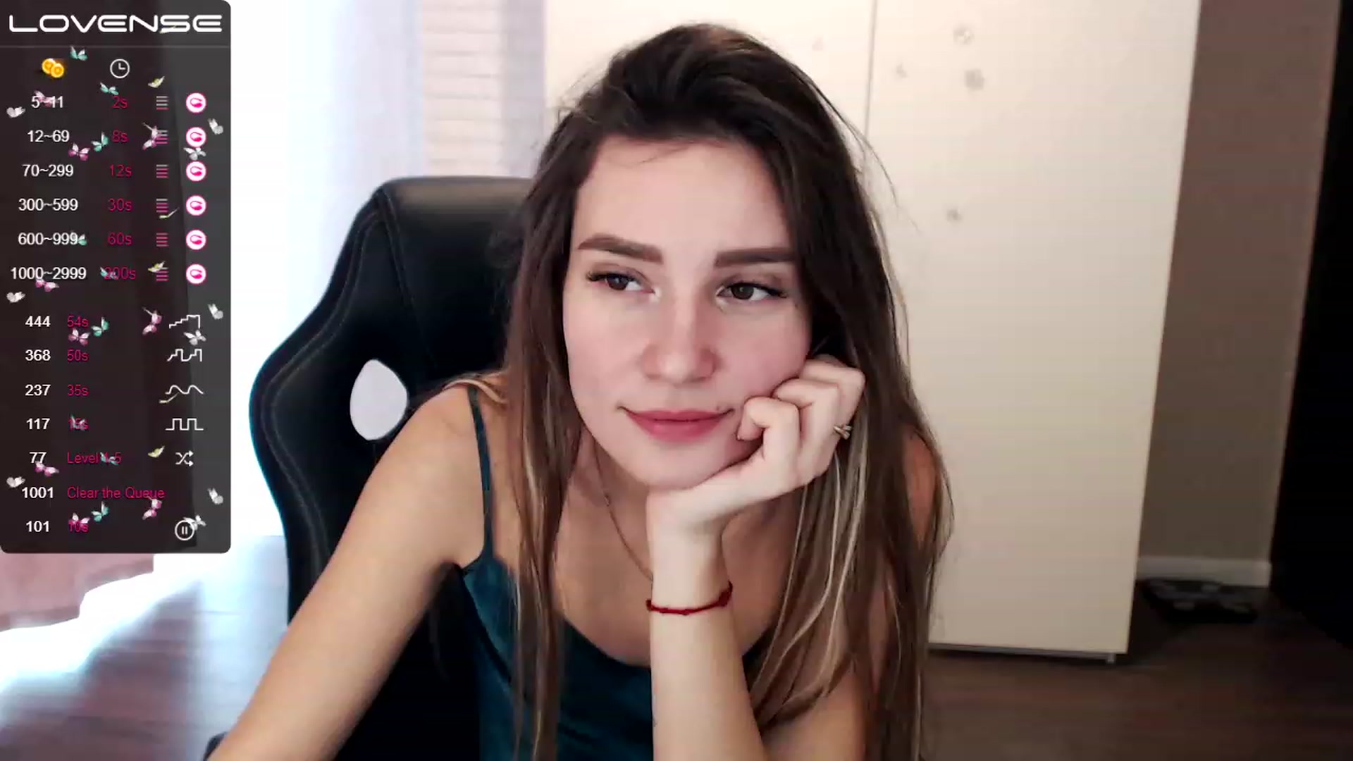 Gallery image thumbnail from HollyMollyy's myfreecams stream on, 02/27/2023, 11:25 image 17 of 20