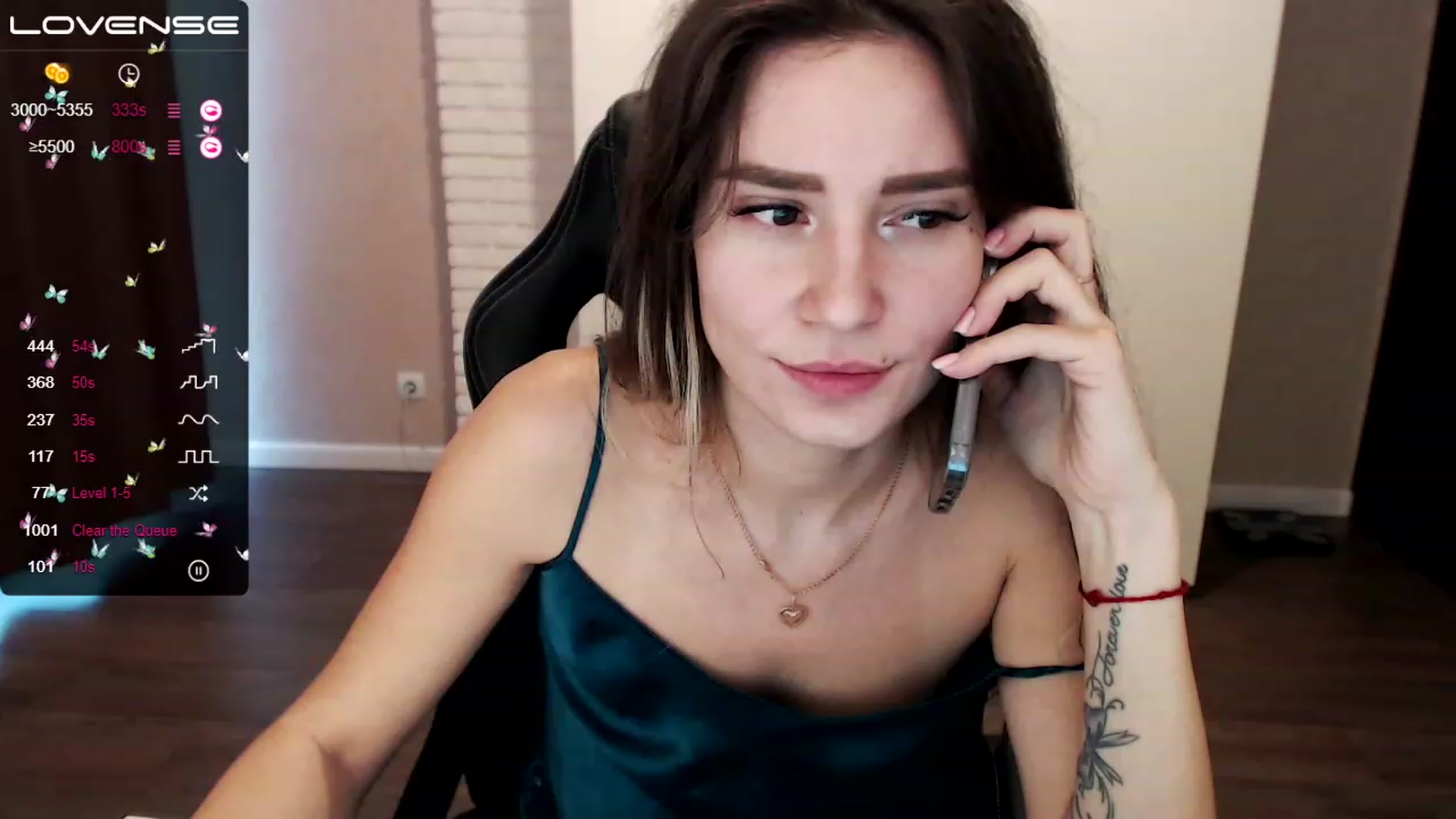 Gallery image thumbnail from HollyMollyy's myfreecams stream on, 02/27/2023, 15:17 image 9 of 20
