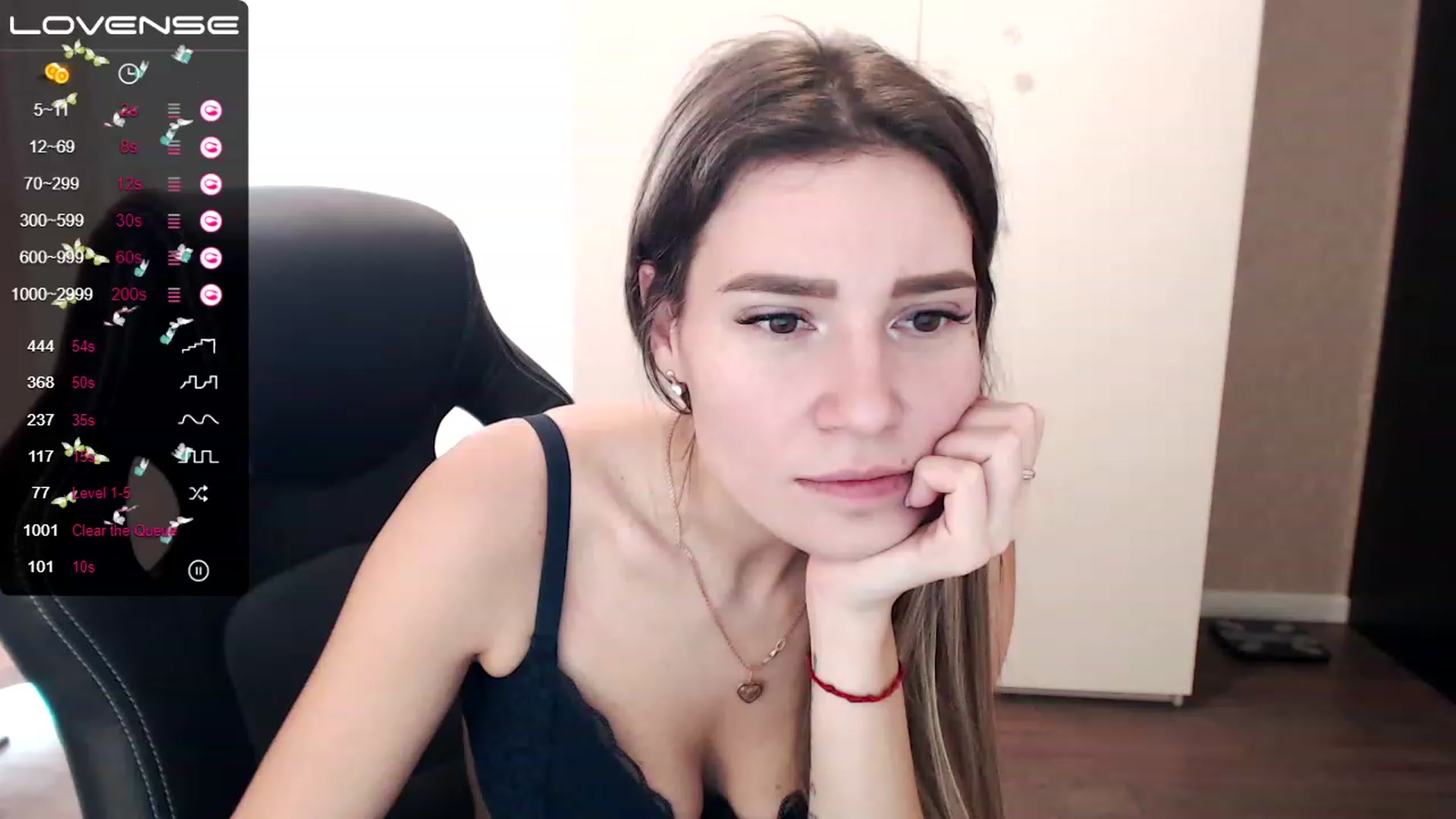 Gallery image thumbnail from HollyMollyy's myfreecams stream on, 02/28/2023, 05:07 image 8 of 20