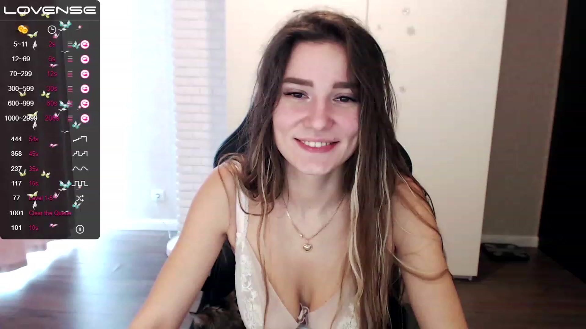 Gallery image thumbnail from HollyMollyy's myfreecams stream on, 03/01/2023, 13:11 image 2 of 20