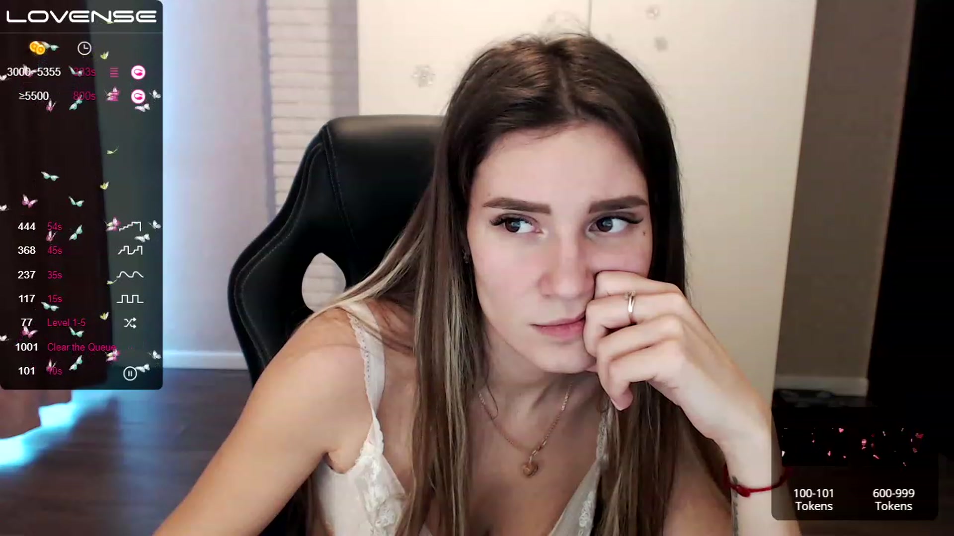 Gallery image thumbnail from HollyMollyy's myfreecams stream on, 03/01/2023, 14:24 image 15 of 20