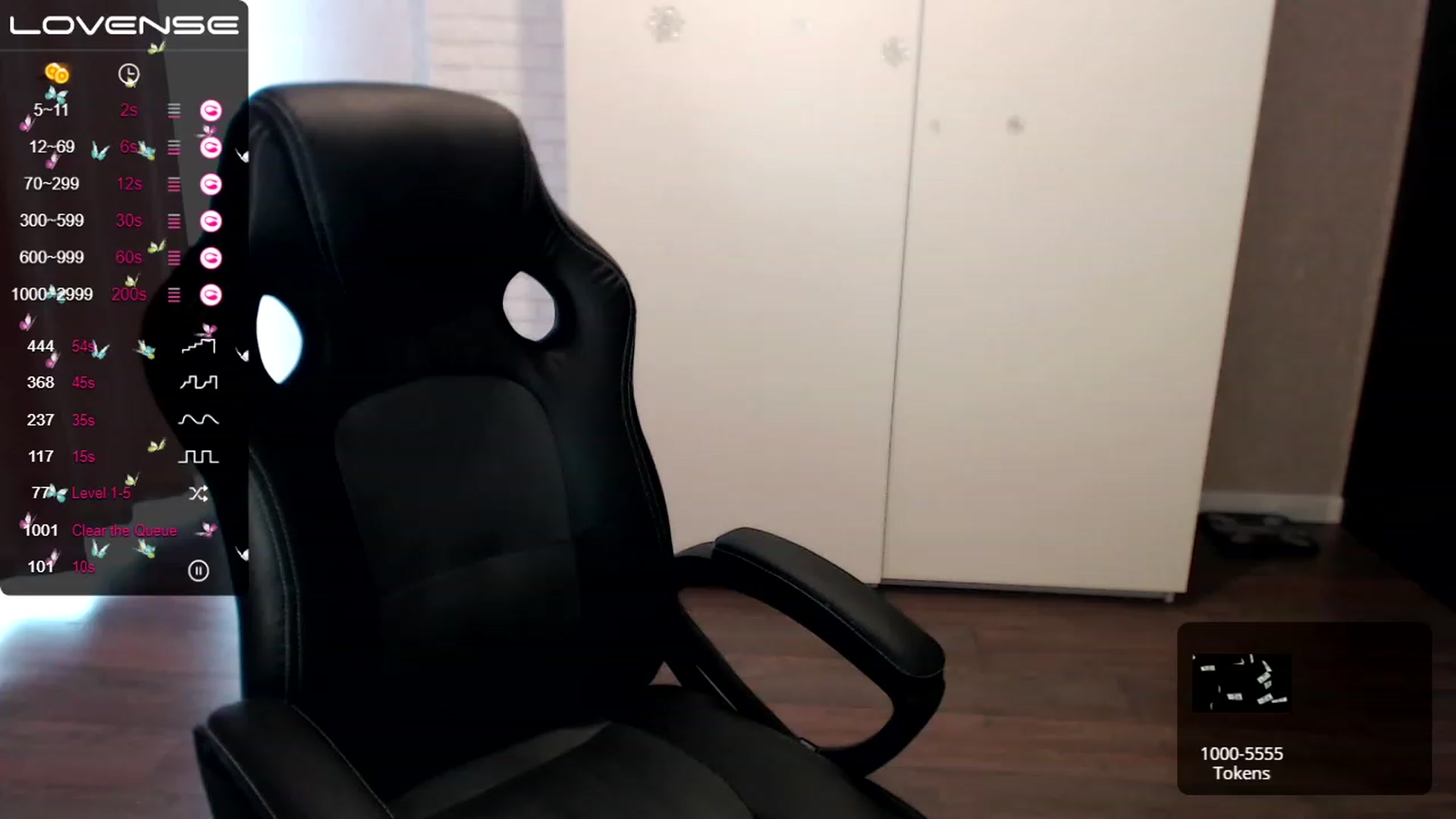 Gallery image thumbnail from HollyMollyy's myfreecams stream on, 03/03/2023, 12:54 image 18 of 20