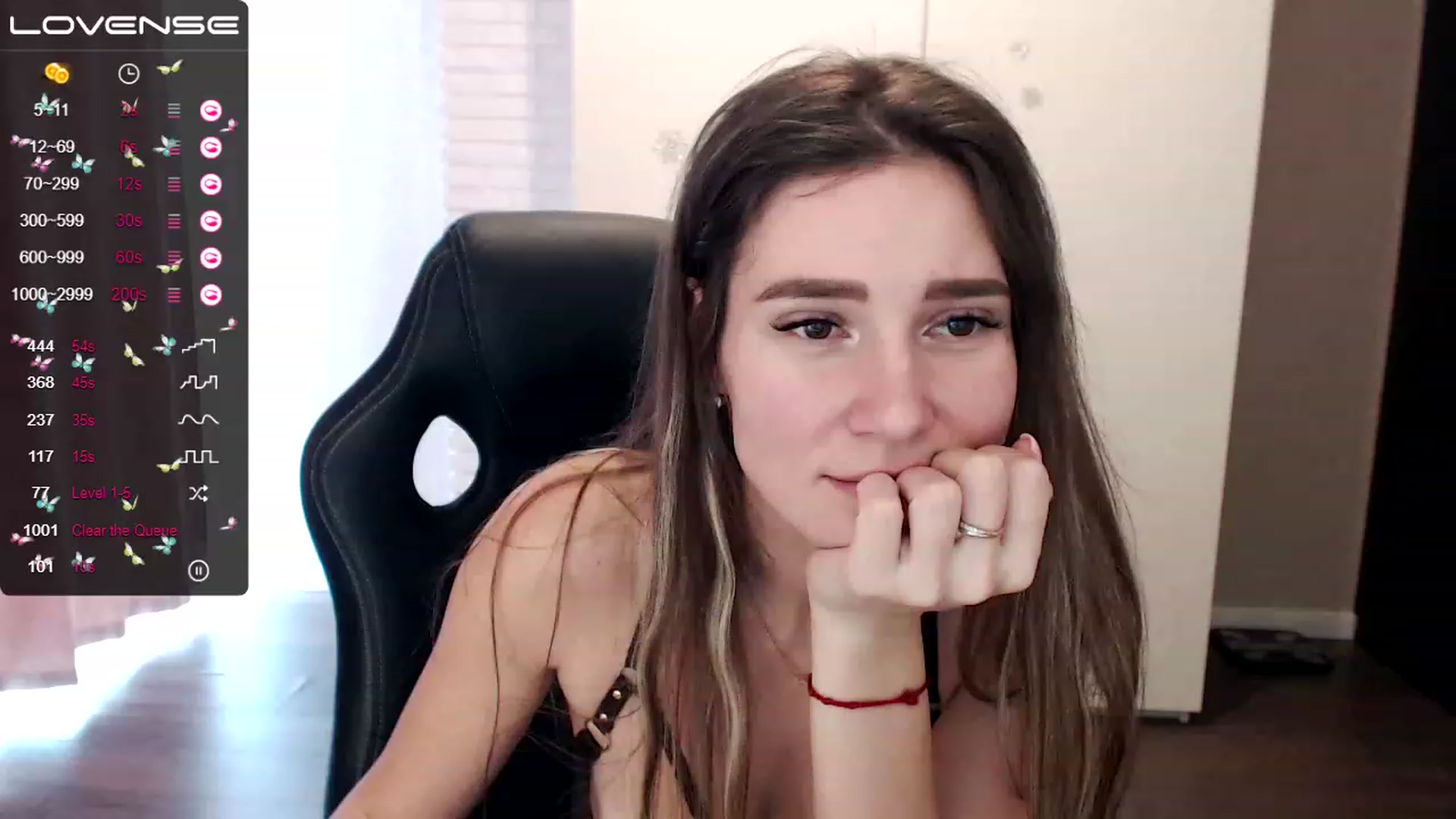 Gallery image thumbnail from HollyMollyy's myfreecams stream on, 03/03/2023, 12:54 image 3 of 20