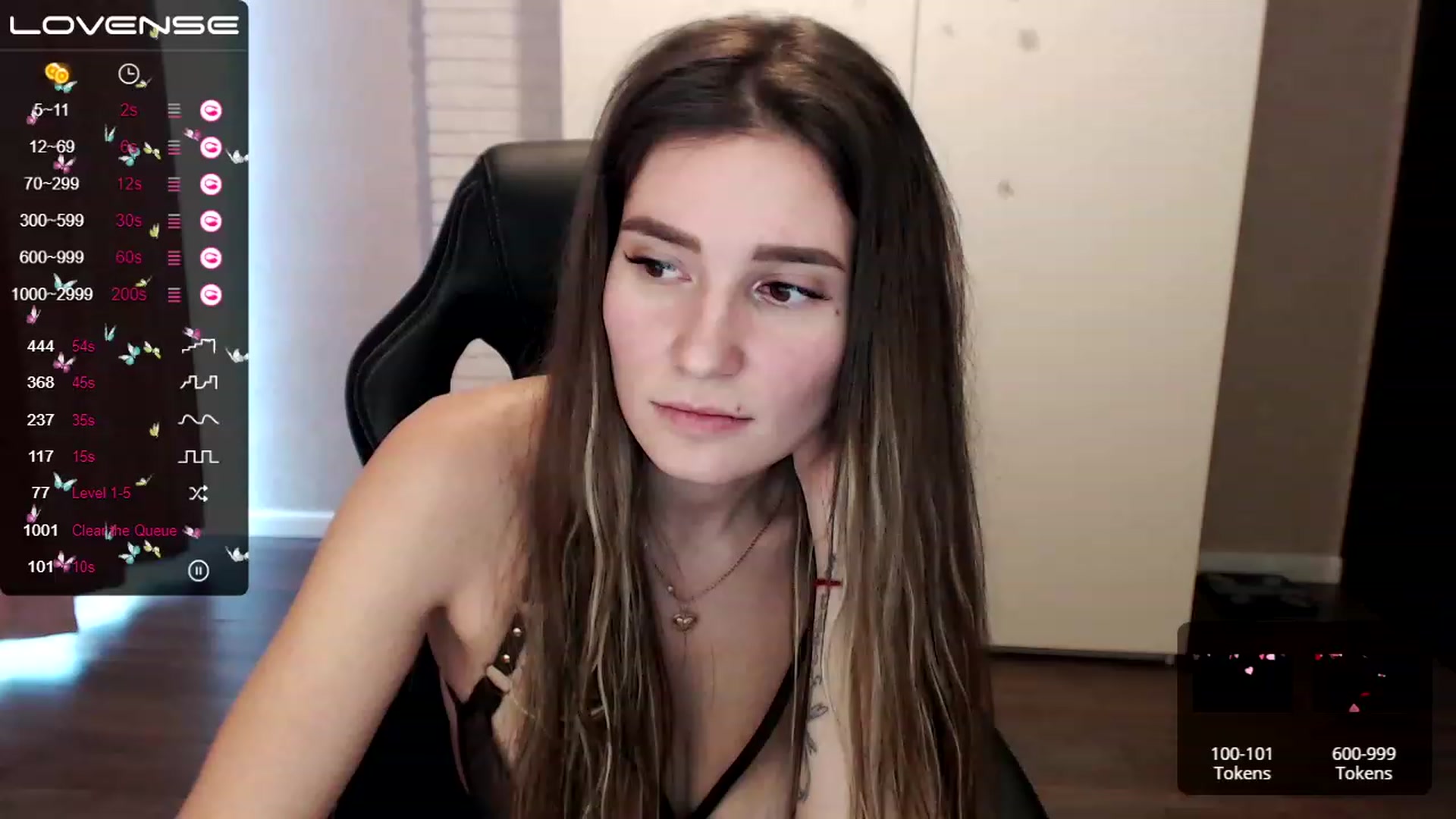 Gallery image thumbnail from HollyMollyy's myfreecams stream on, 03/03/2023, 13:51 image 9 of 20