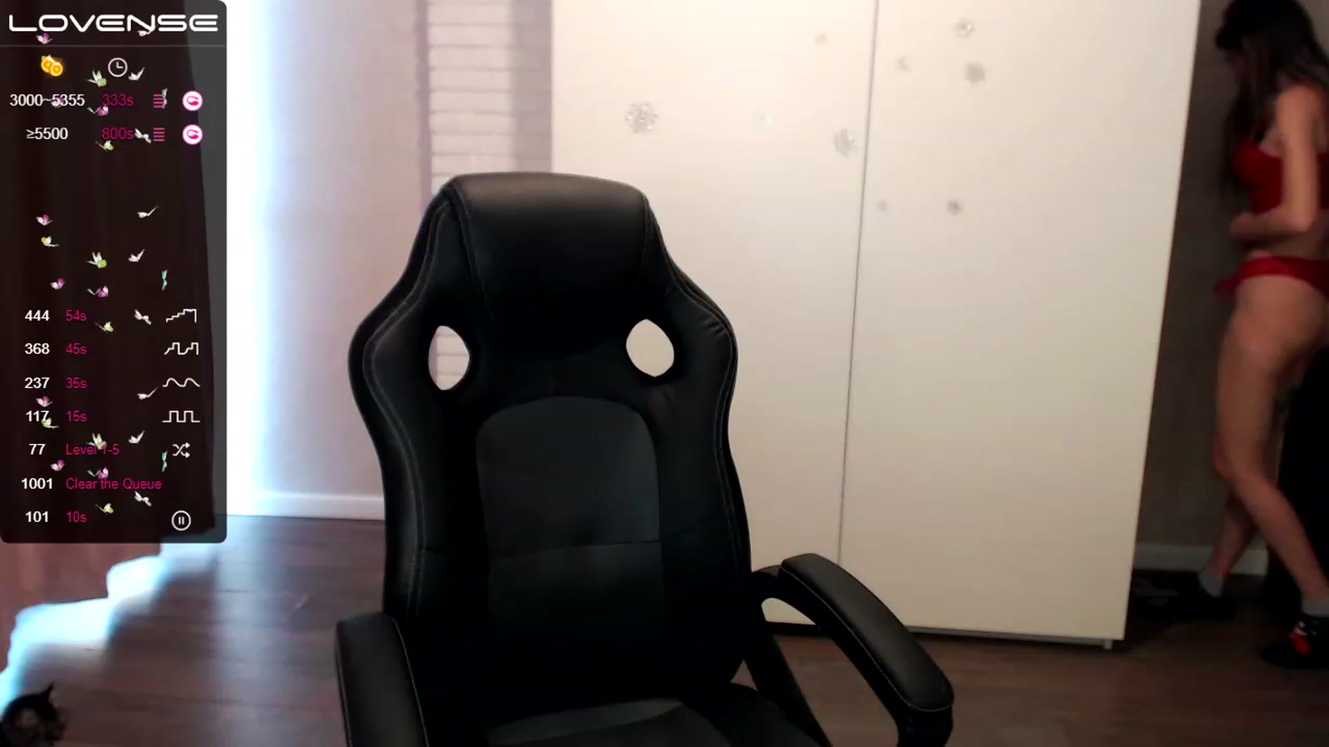 Gallery image thumbnail from HollyMollyy's myfreecams stream on, 03/07/2023, 04:45 image 6 of 20