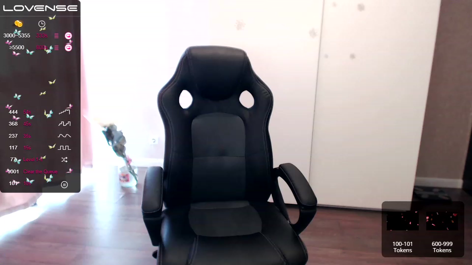 Gallery image thumbnail from HollyMollyy's myfreecams stream on, 03/10/2023, 11:03 image 15 of 20