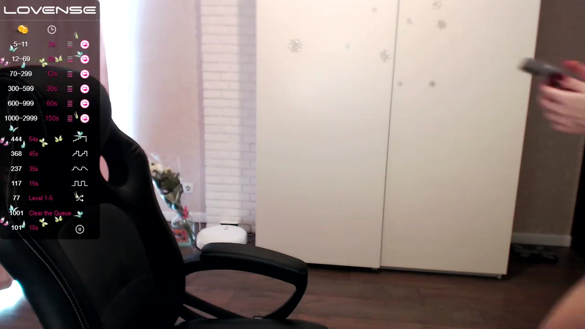 Gallery image thumbnail from HollyMollyy's myfreecams stream on, 03/12/2023, 10:13 image 8 of 20