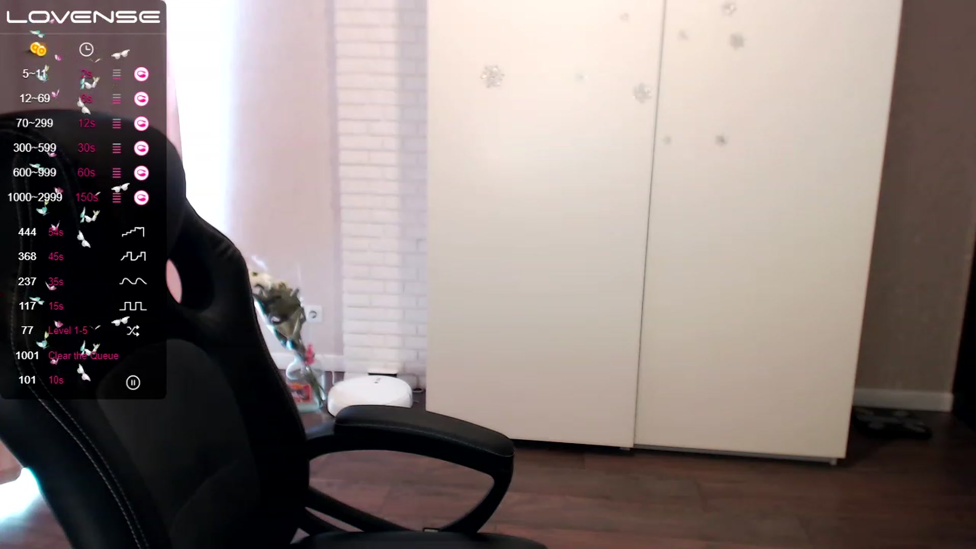 Gallery image thumbnail from HollyMollyy's myfreecams stream on, 03/12/2023, 10:13 image 10 of 20