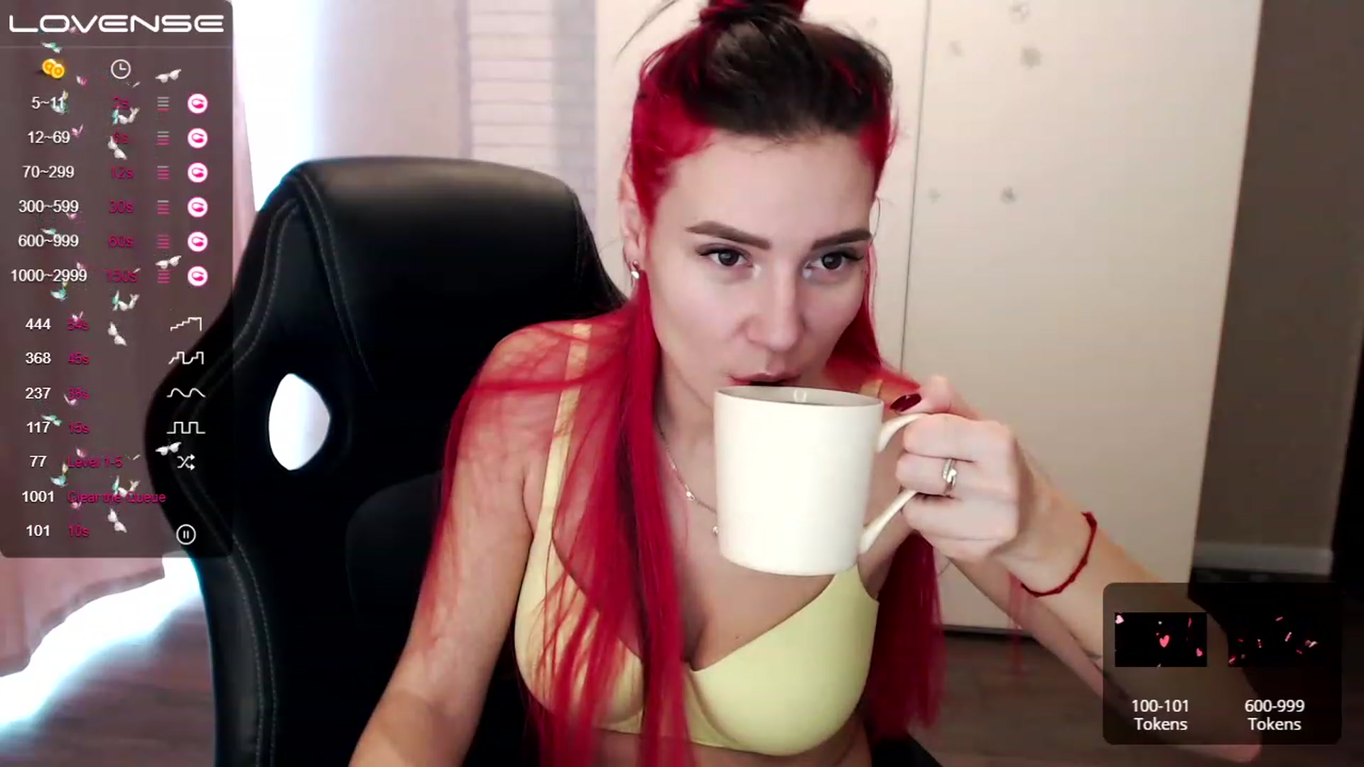 Gallery image thumbnail from HollyMollyy's myfreecams stream on, 03/12/2023, 10:13 image 14 of 20