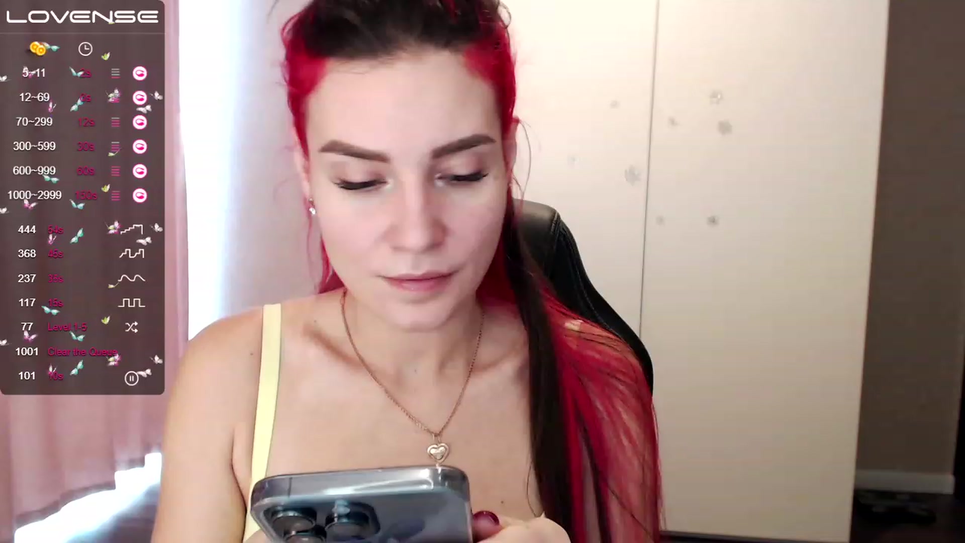 Gallery image thumbnail from HollyMollyy's myfreecams stream on, 03/12/2023, 10:31 image 11 of 20
