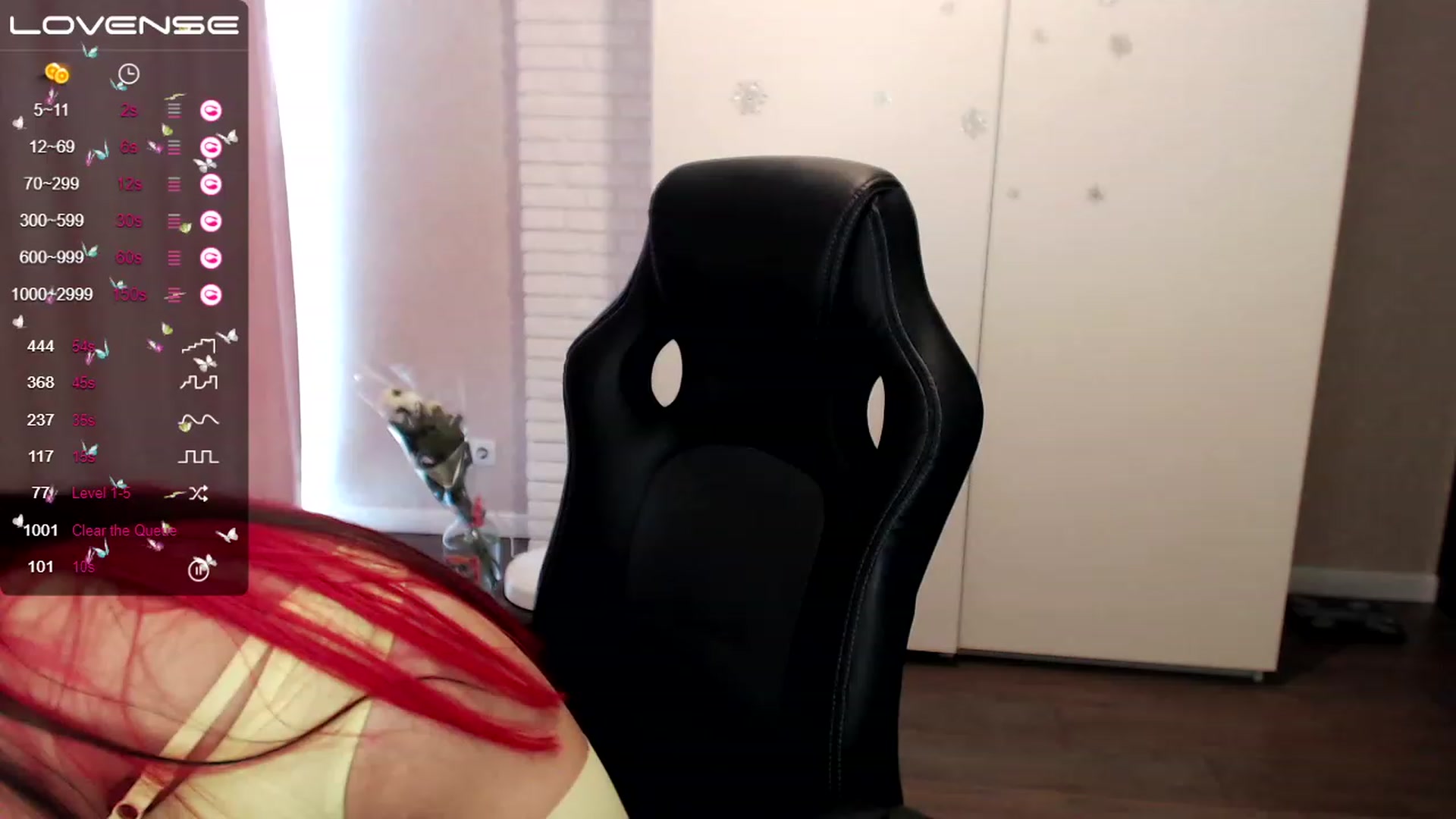 Gallery image thumbnail from HollyMollyy's myfreecams stream on, 03/12/2023, 10:31 image 17 of 20