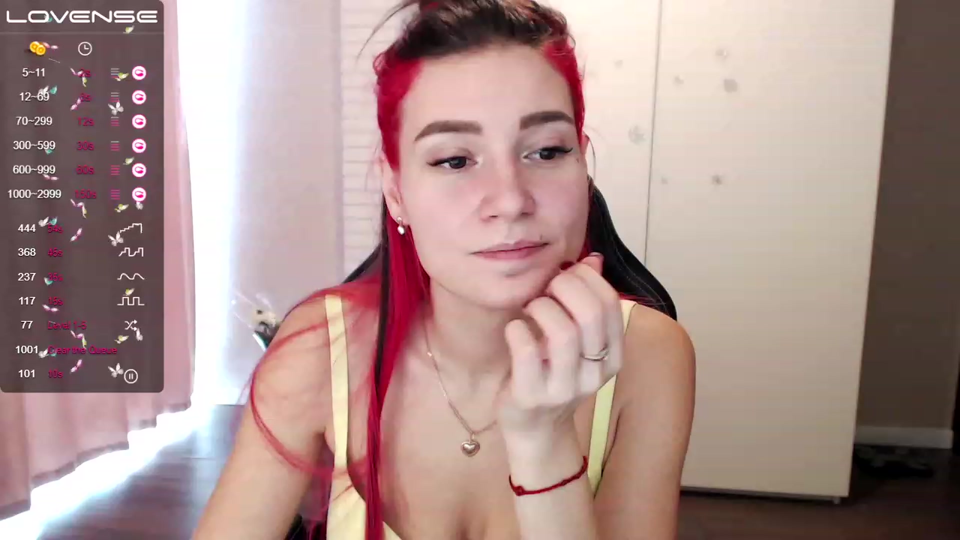 Gallery image thumbnail from HollyMollyy's myfreecams stream on, 03/12/2023, 13:54 image 1 of 20