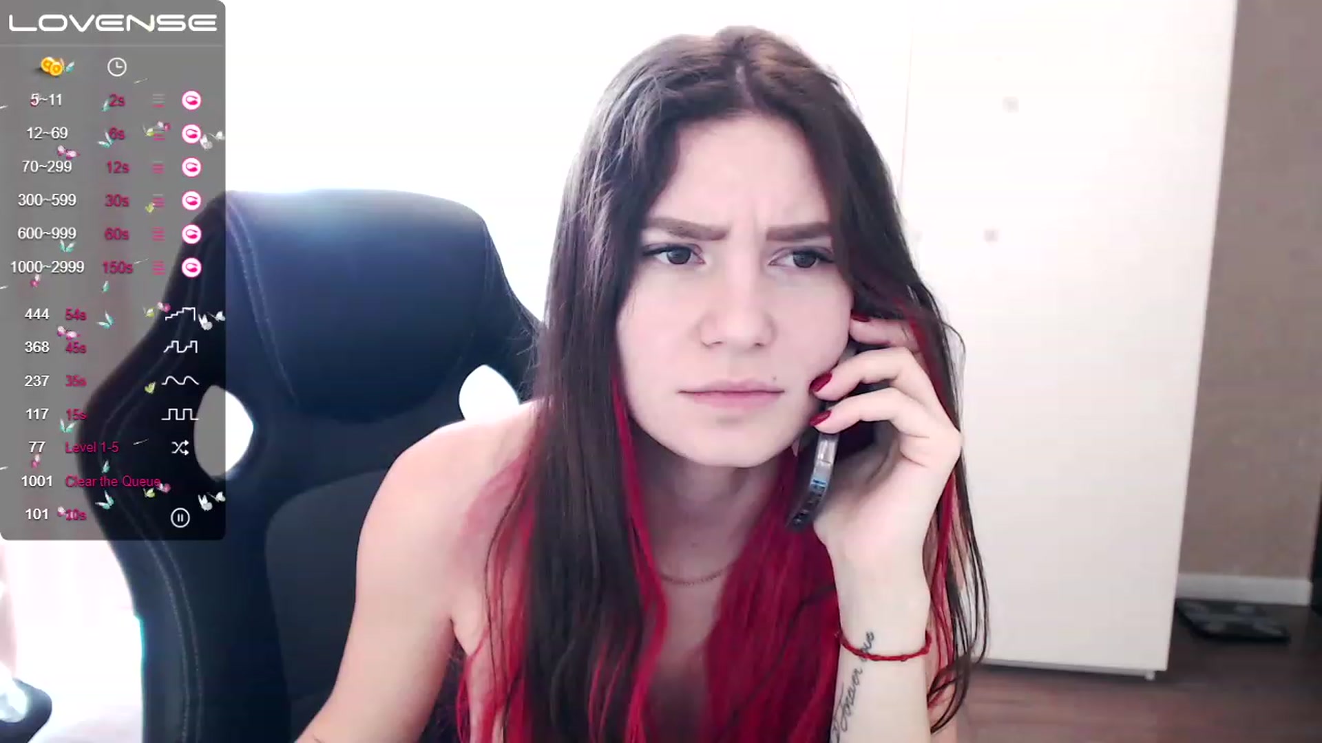 Gallery image thumbnail from HollyMollyy's myfreecams stream on, 03/14/2023, 06:25 image 6 of 20
