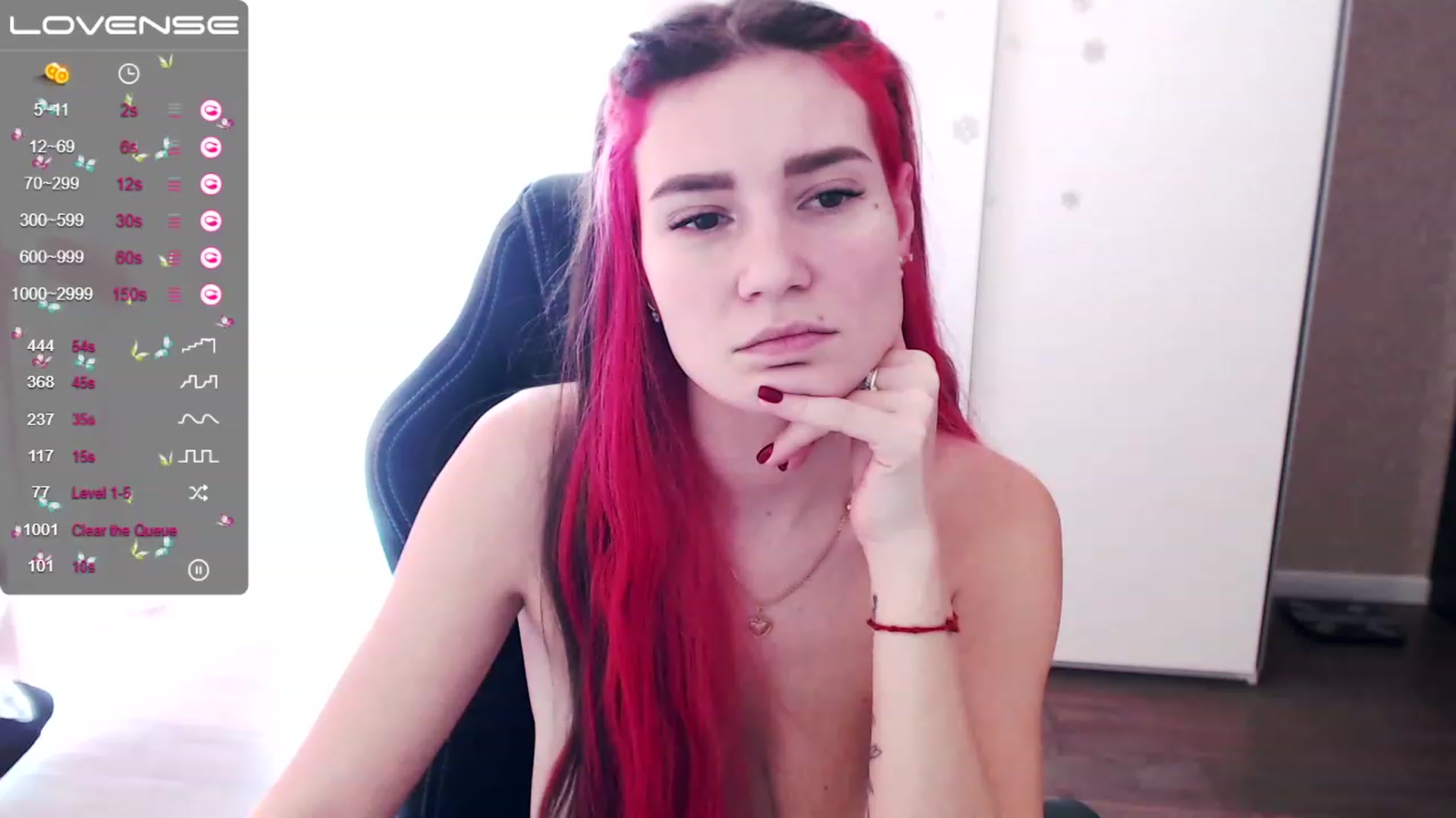Gallery image thumbnail from HollyMollyy's myfreecams stream on, 03/14/2023, 08:33 image 18 of 20