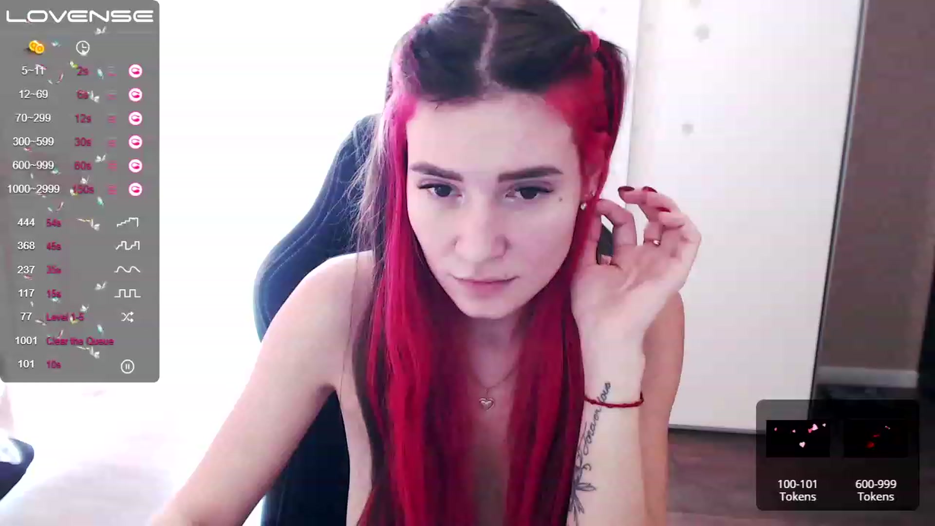Gallery image thumbnail from HollyMollyy's myfreecams stream on, 03/14/2023, 08:33 image 17 of 20