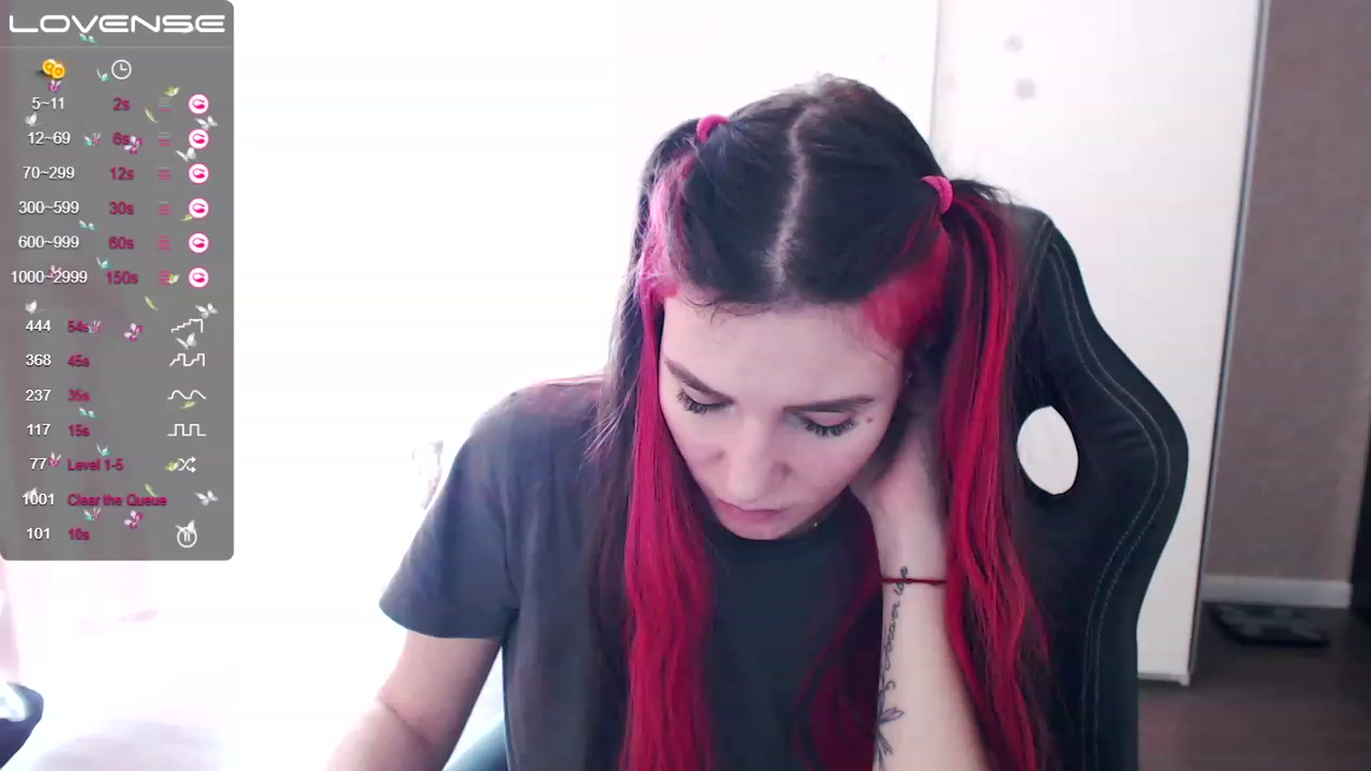Gallery image thumbnail from HollyMollyy's myfreecams stream on, 03/14/2023, 08:33 image 2 of 20