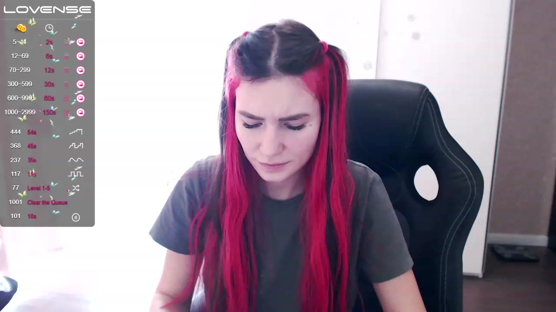 Gallery image thumbnail from HollyMollyy's myfreecams stream on, 03/14/2023, 08:33 image 3 of 20