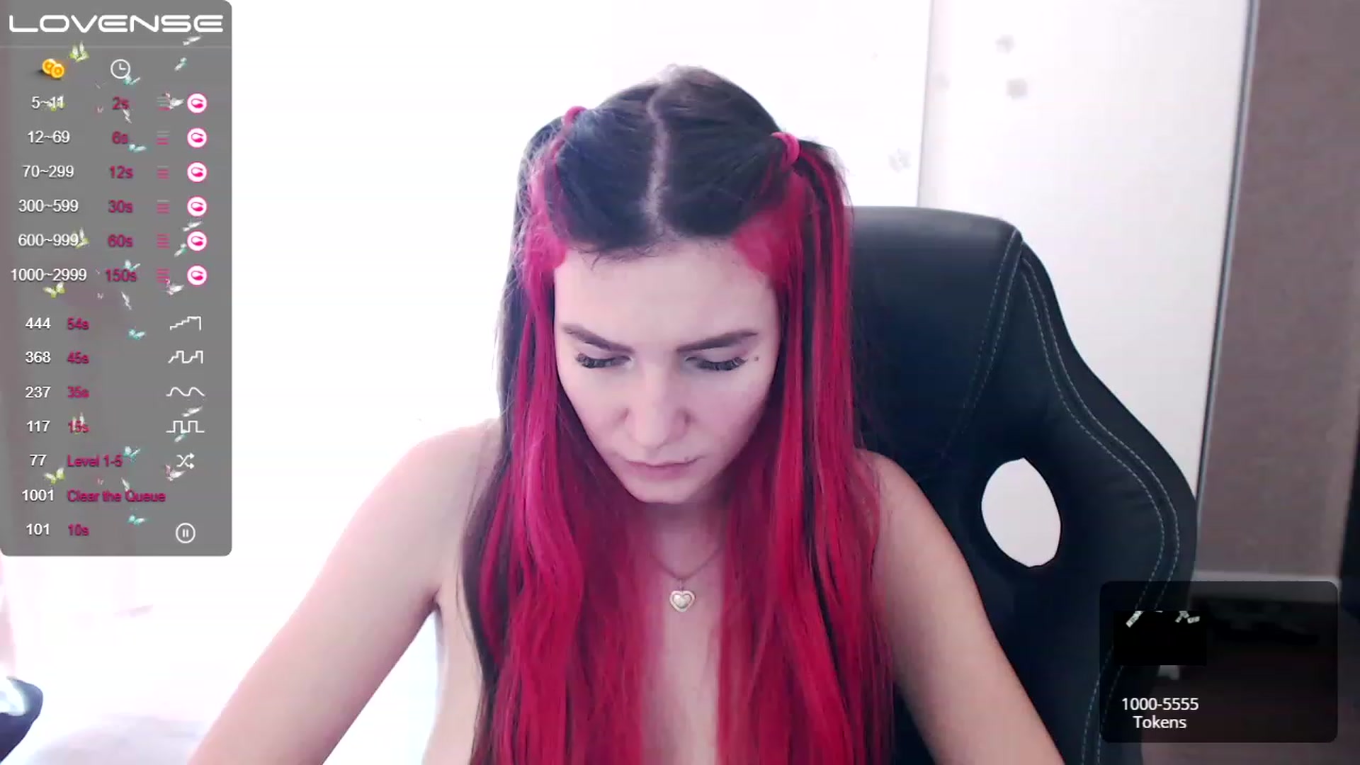 Gallery image thumbnail from HollyMollyy's myfreecams stream on, 03/14/2023, 08:33 image 5 of 20