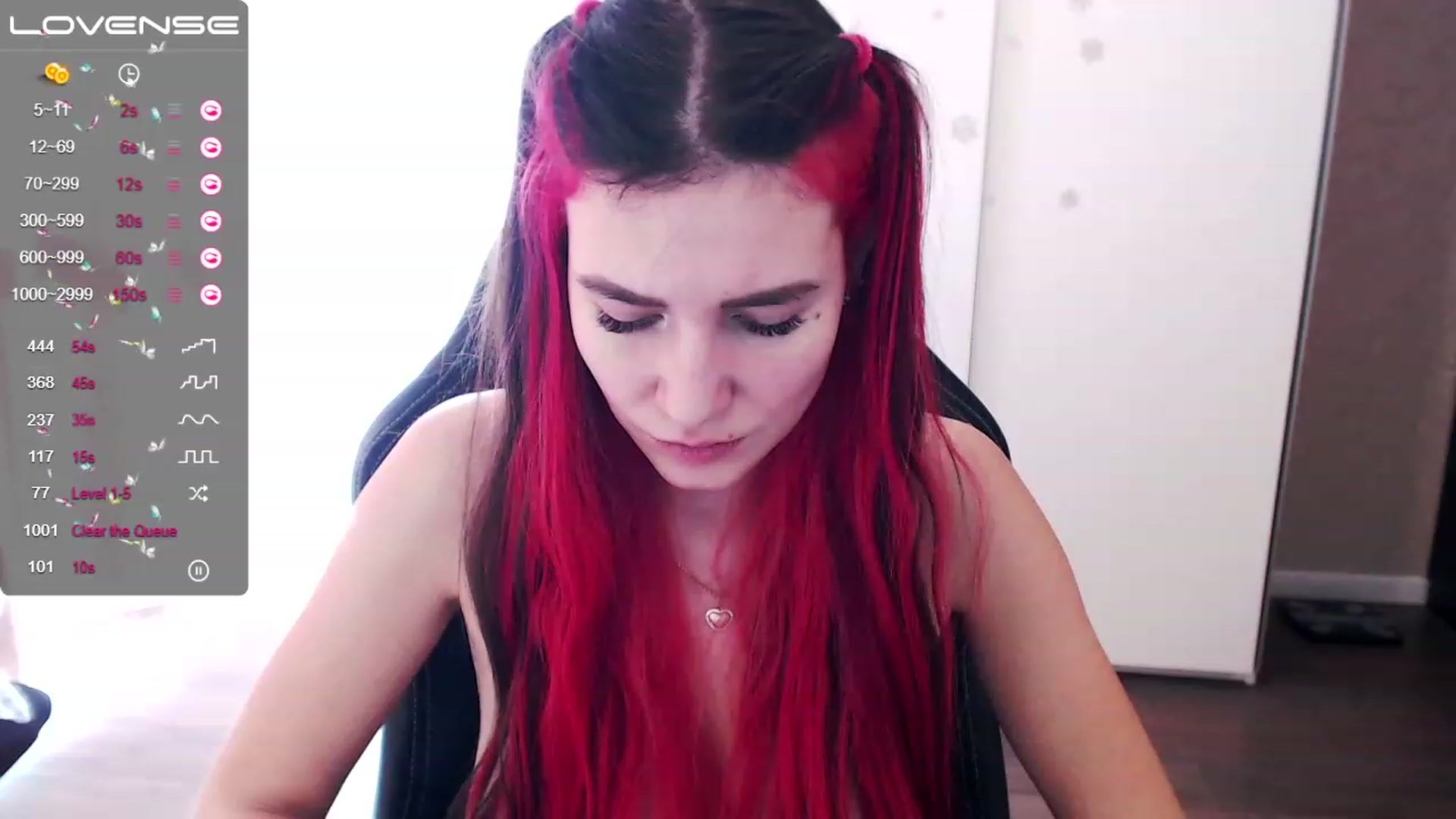 Gallery image thumbnail from HollyMollyy's myfreecams stream on, 03/14/2023, 08:33 image 19 of 20
