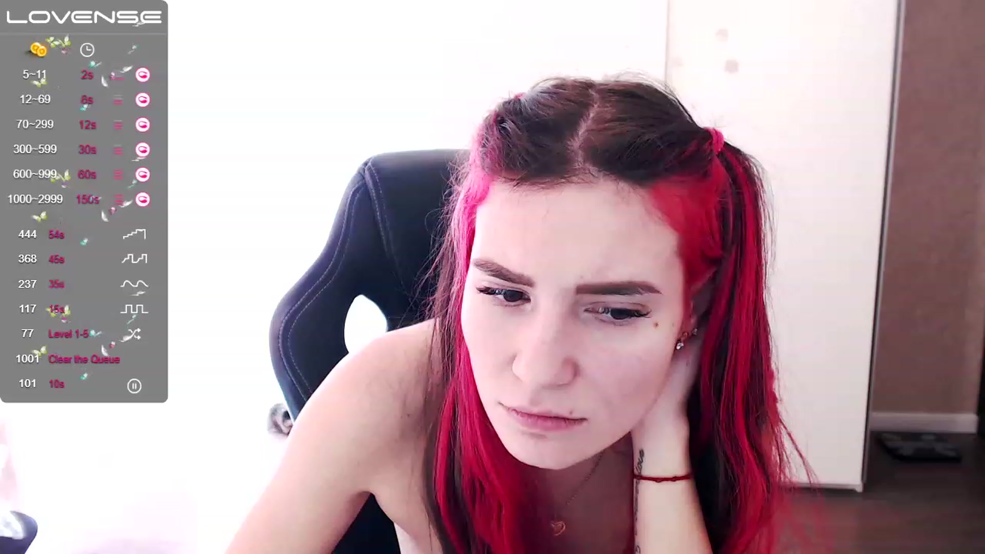 Gallery image thumbnail from HollyMollyy's myfreecams stream on, 03/14/2023, 09:36 image 7 of 20