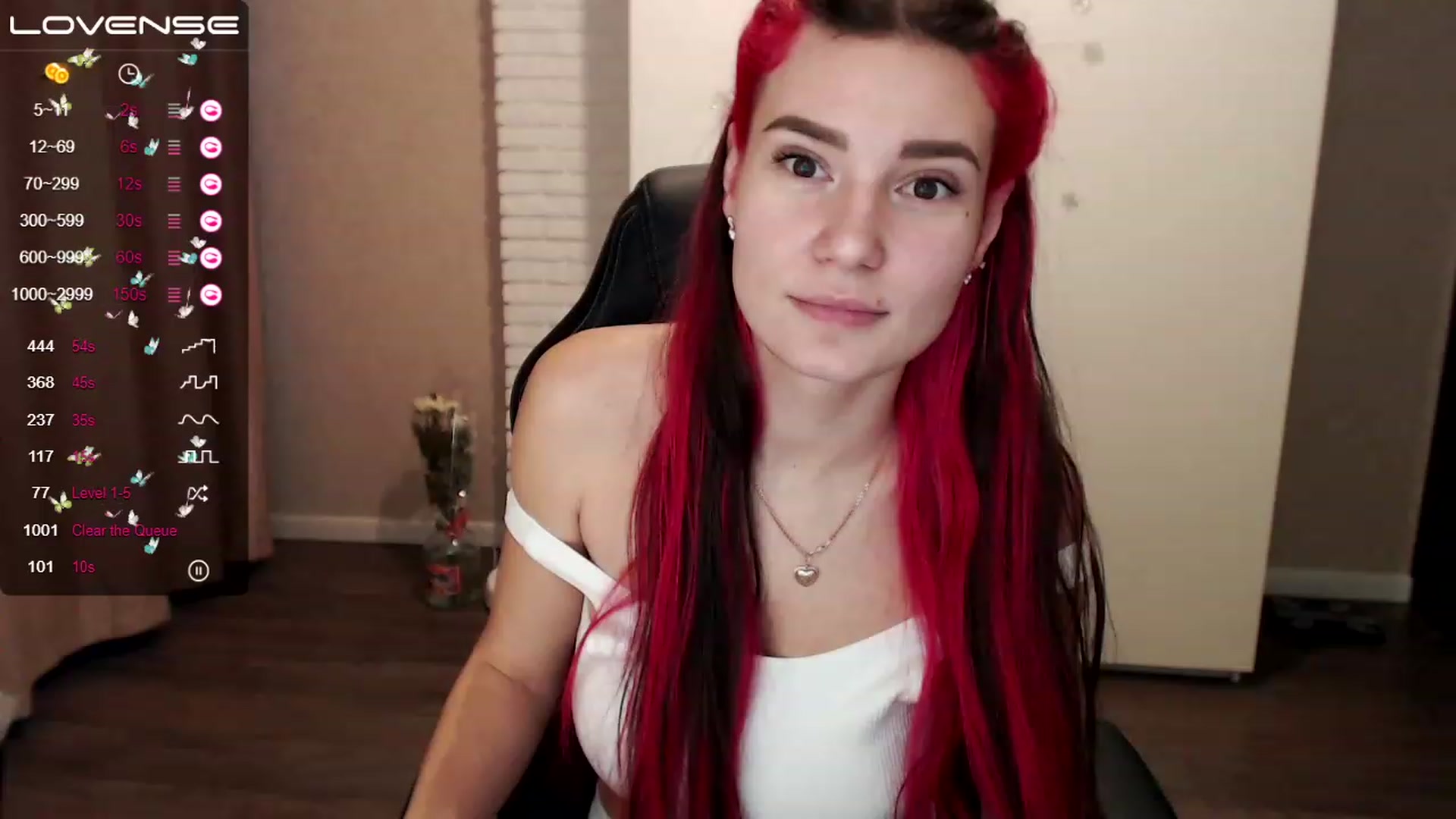 Gallery image thumbnail from HollyMollyy's myfreecams stream on, 03/15/2023, 03:08 image 8 of 20