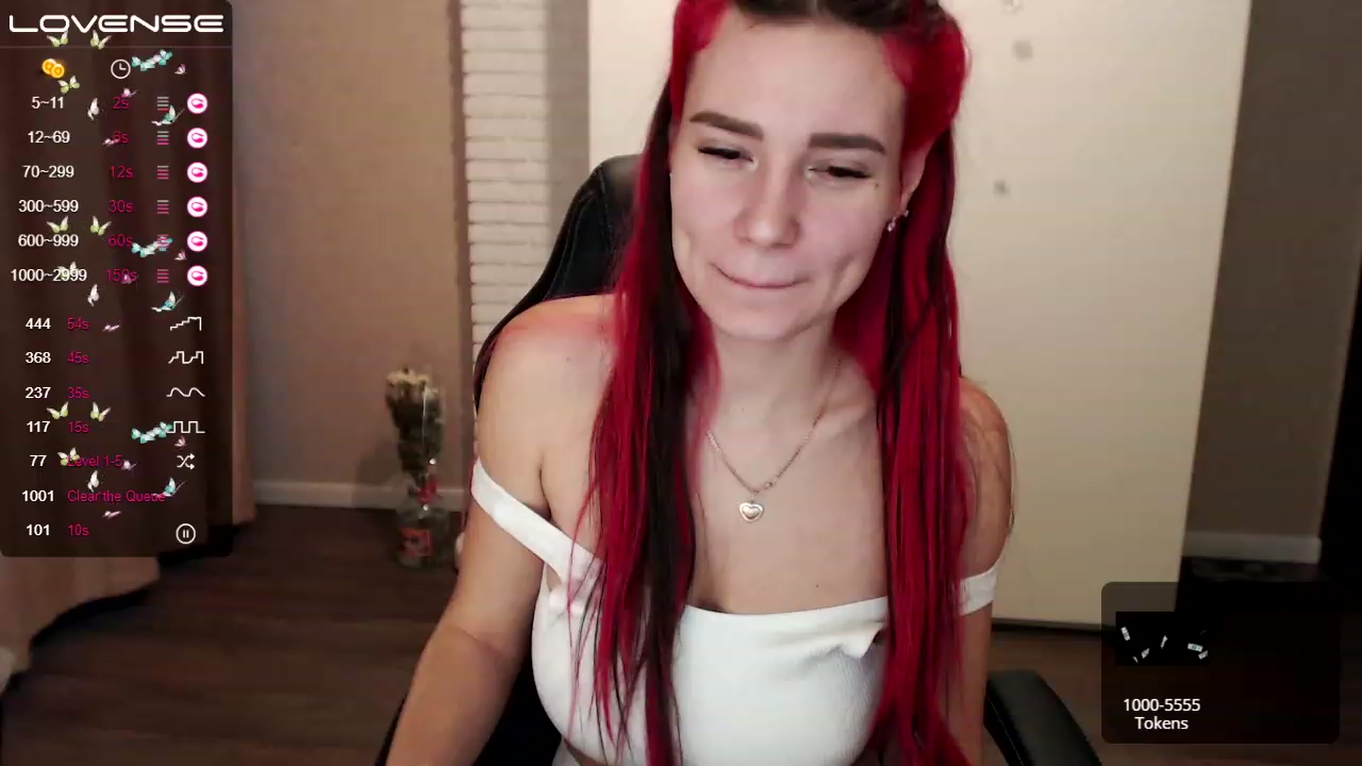 Gallery image thumbnail from HollyMollyy's myfreecams stream on, 03/15/2023, 03:08 image 10 of 20