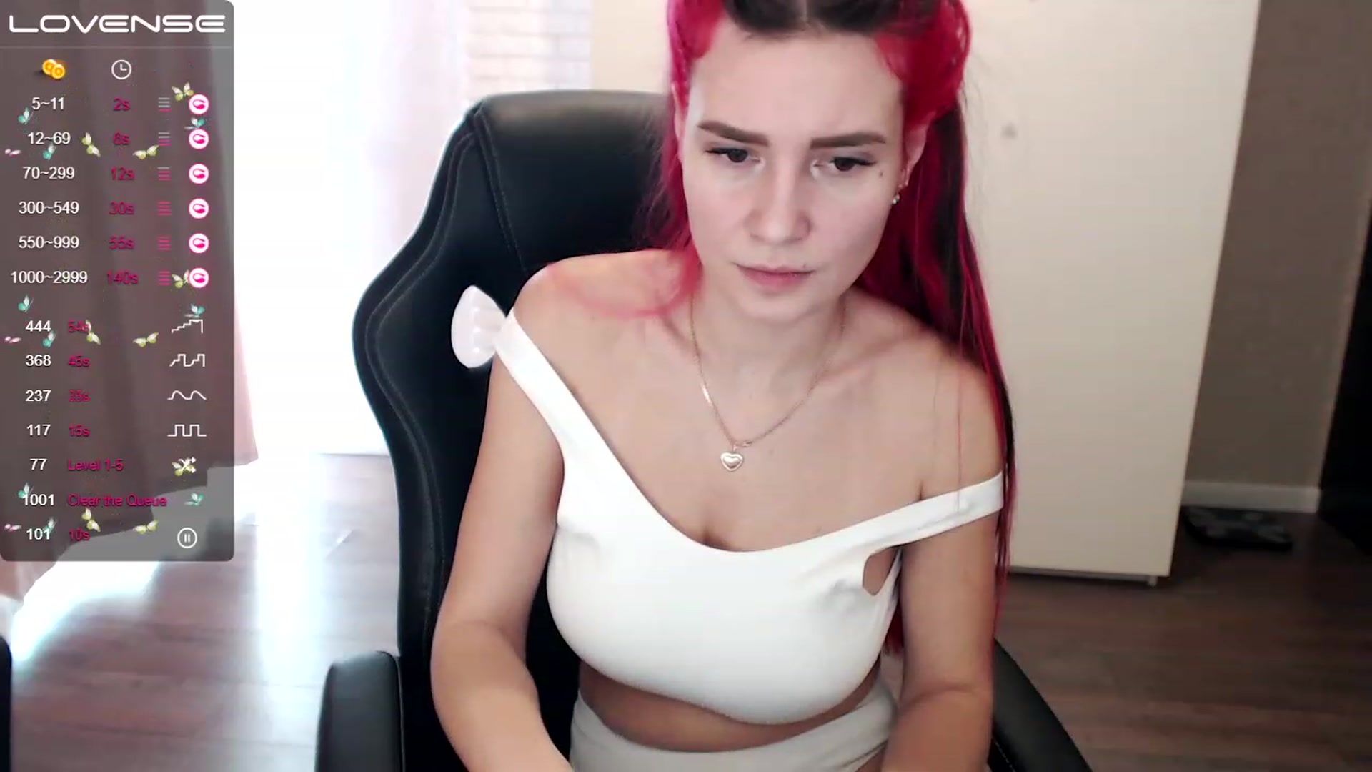 Gallery image thumbnail from HollyMollyy's myfreecams stream on, 03/15/2023, 05:20 image 9 of 20